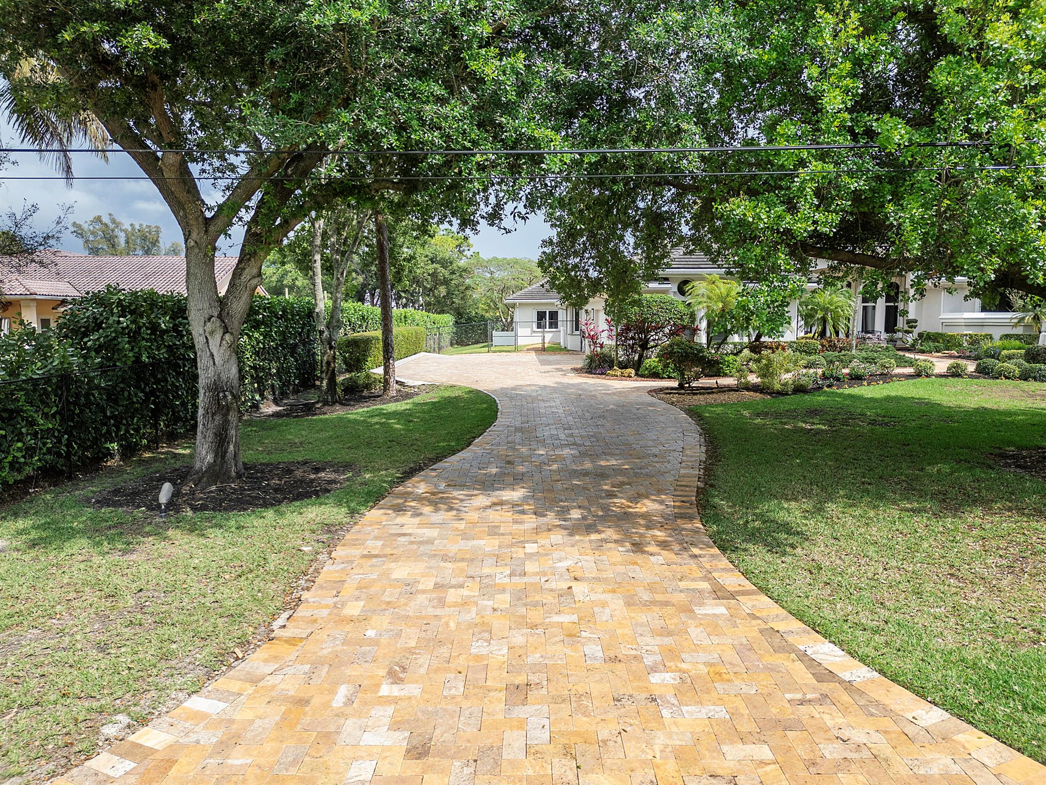 Pine Tree Estates - Residential