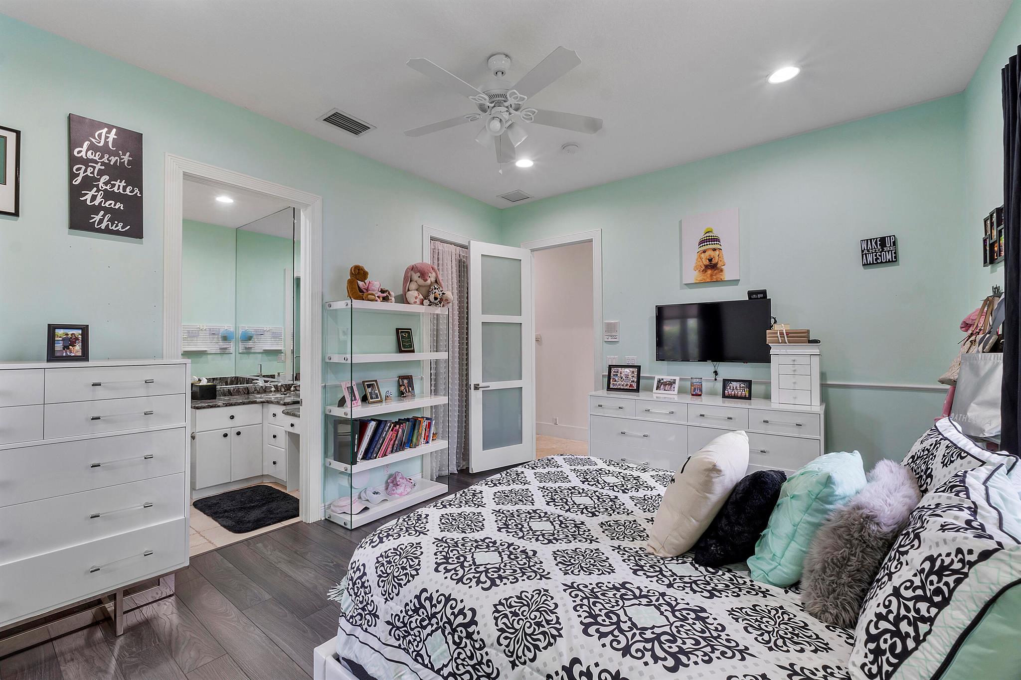 Pine Tree Estates - Residential