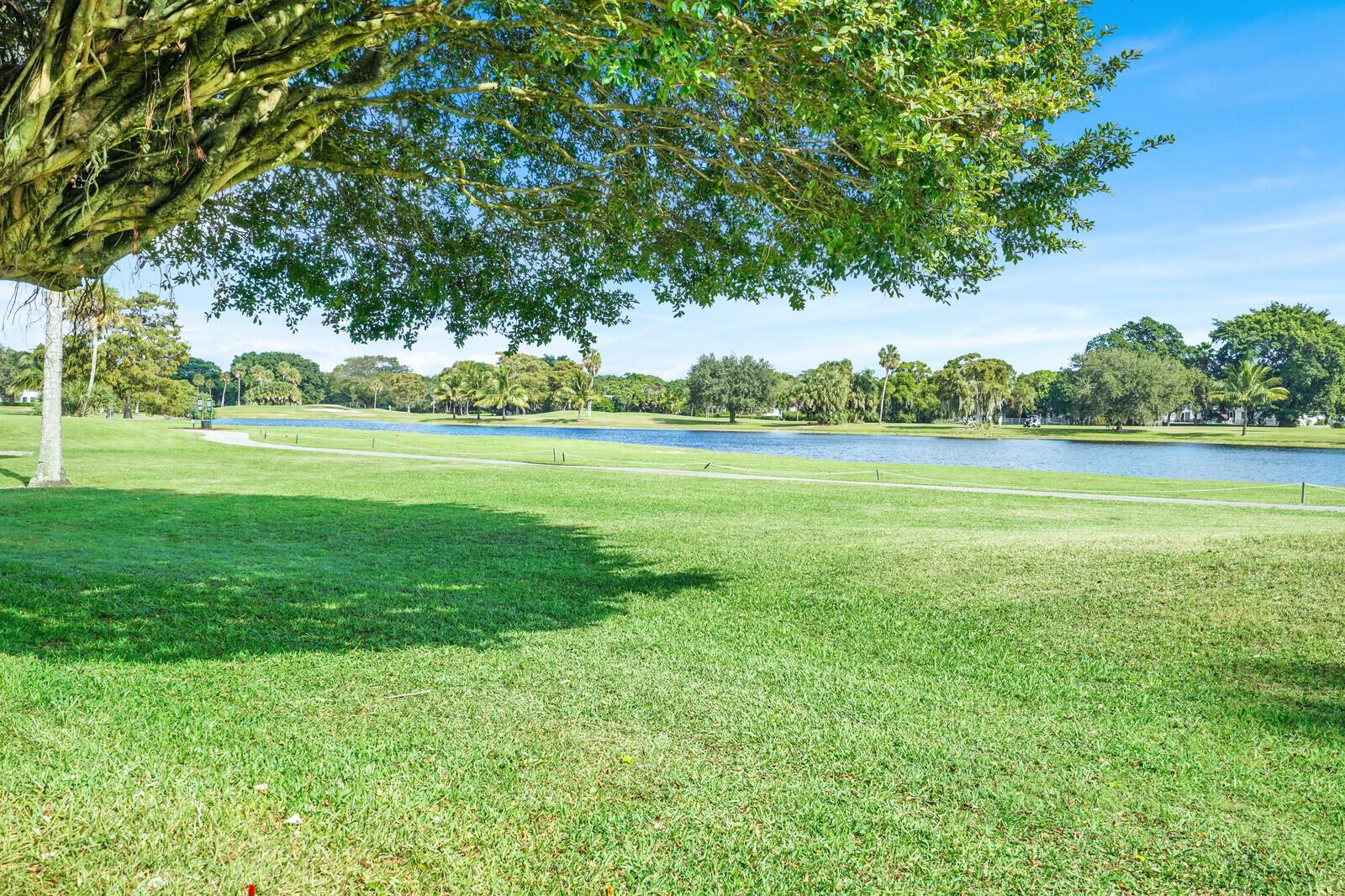 No 92 Palm-Aire Country C - Residential Lease