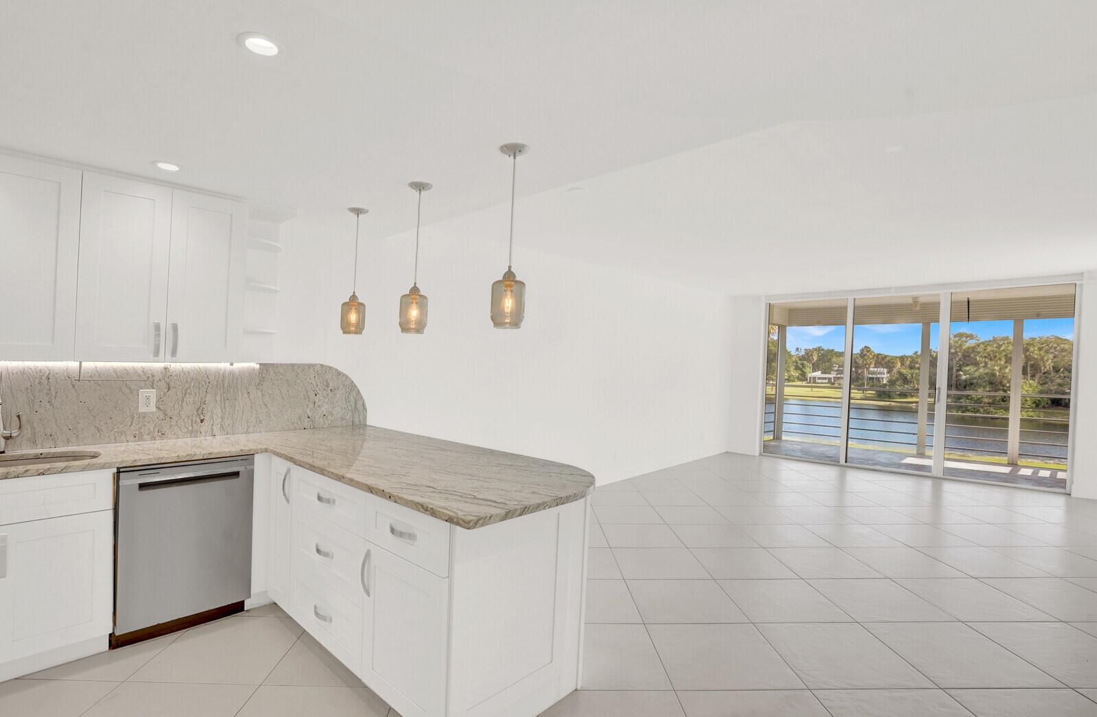 No 92 Palm-Aire Country C - Residential Lease