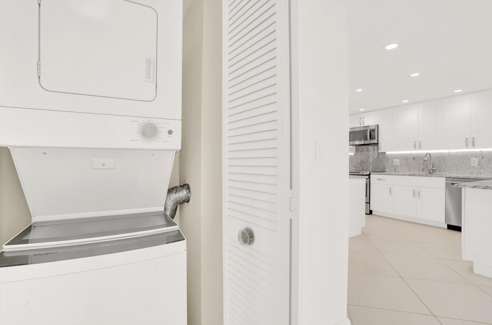 No 92 Palm-Aire Country C - Residential Lease