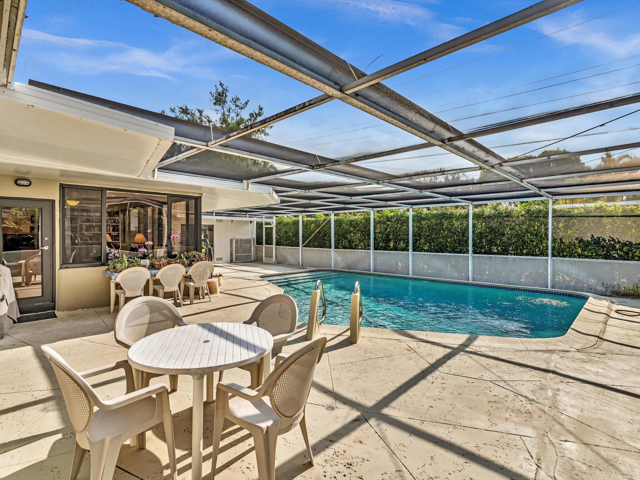 GREYKNOLL ESTATES - Residential