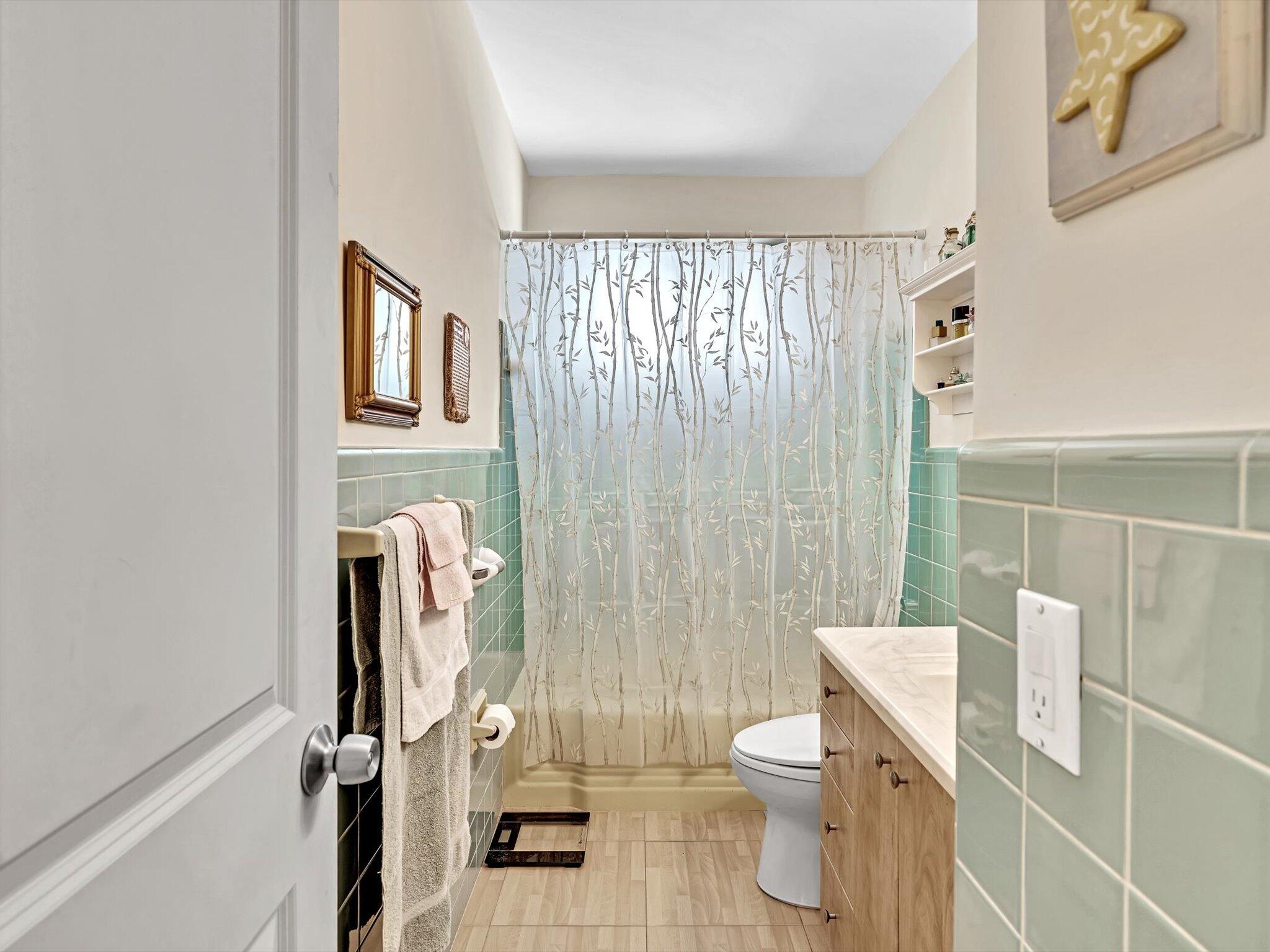 GREYKNOLL ESTATES - Residential