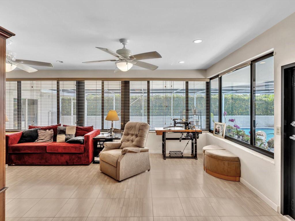 GREYKNOLL ESTATES - Residential