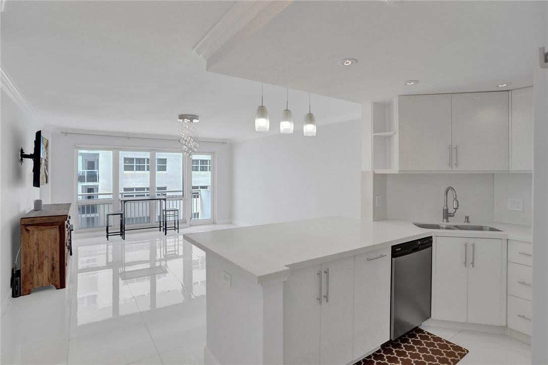 133 N POMPANO BEACH Boulevard 1103