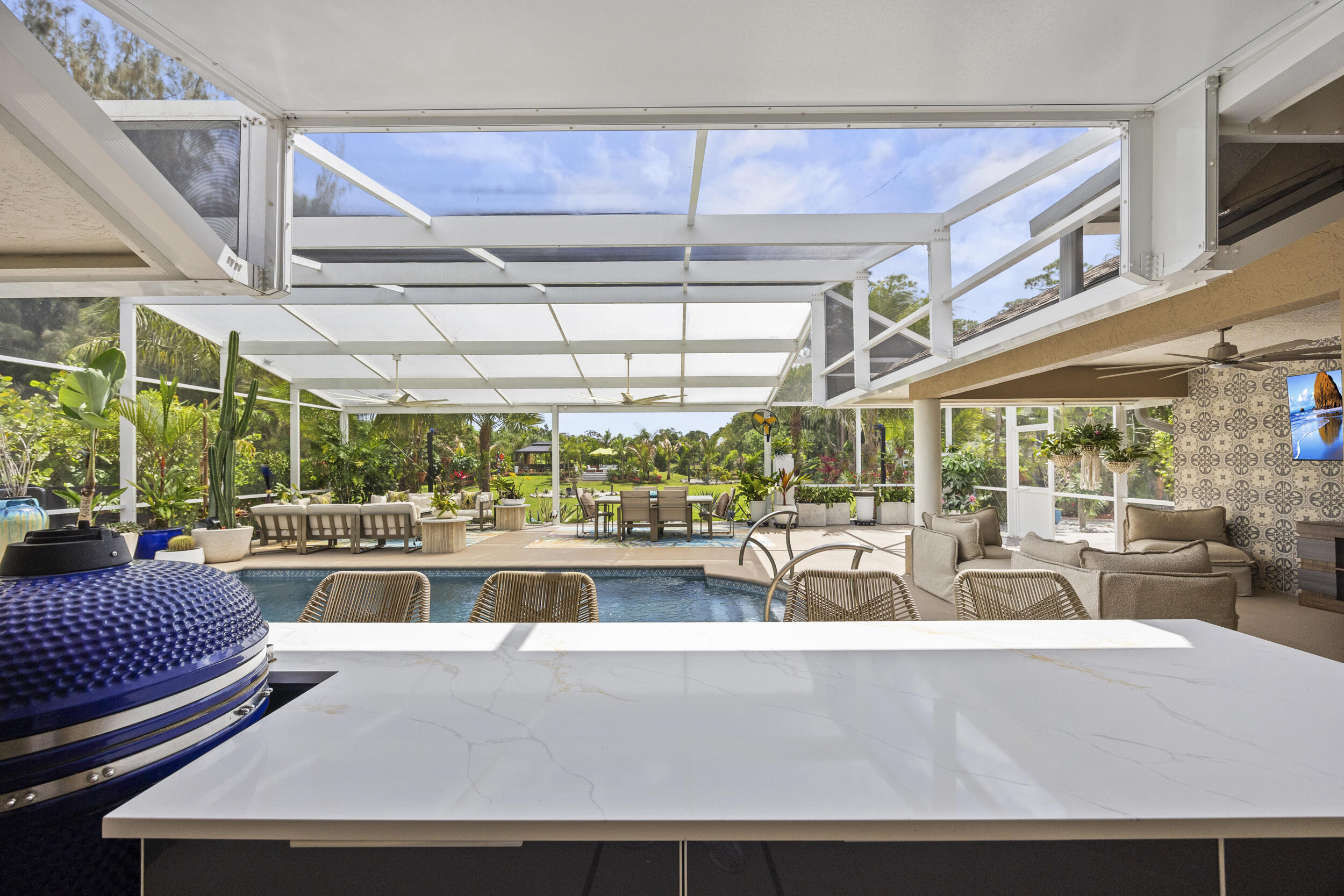 LOXAHATCHEE GROVES - Residential