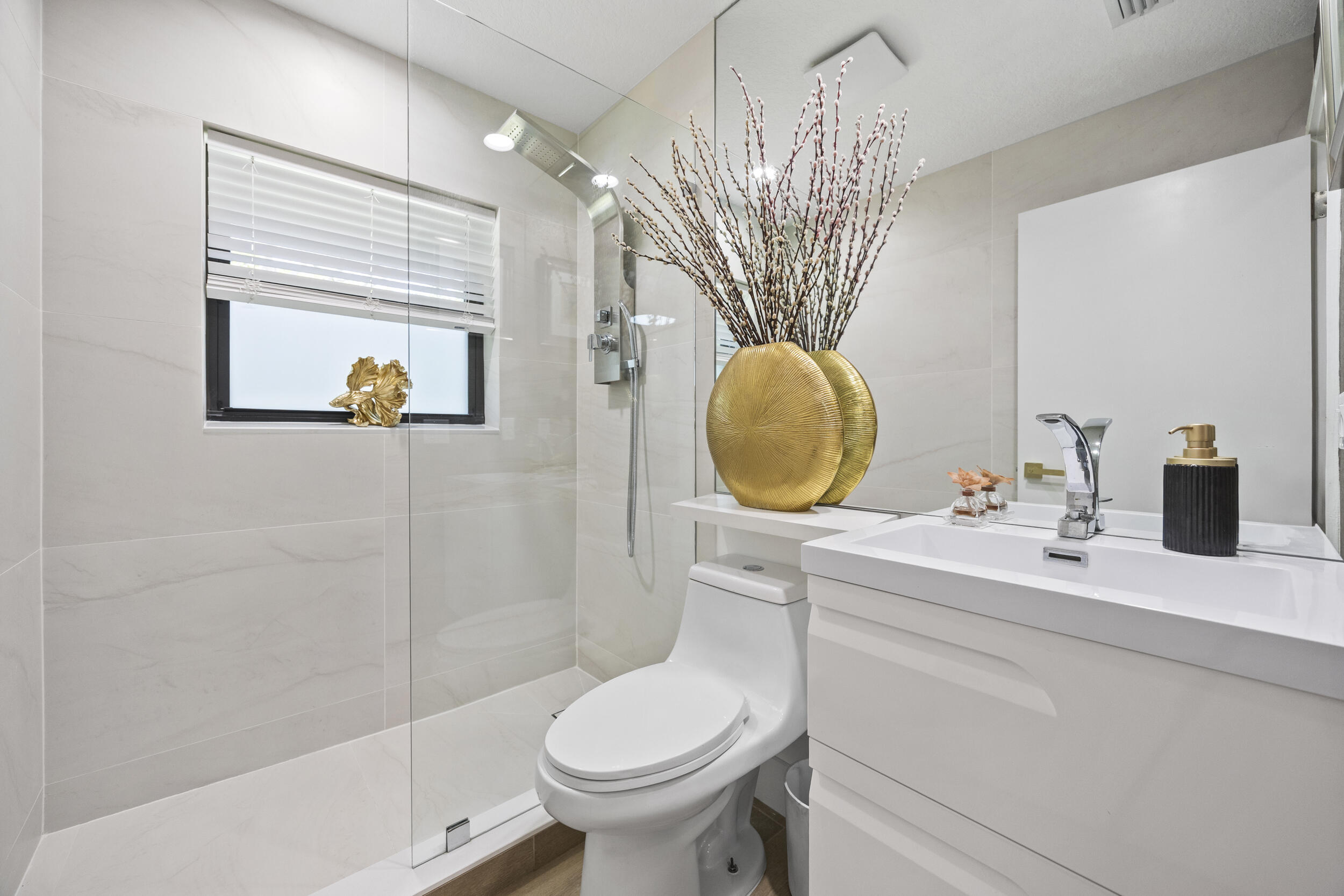 LOXAHATCHEE GROVES - Residential