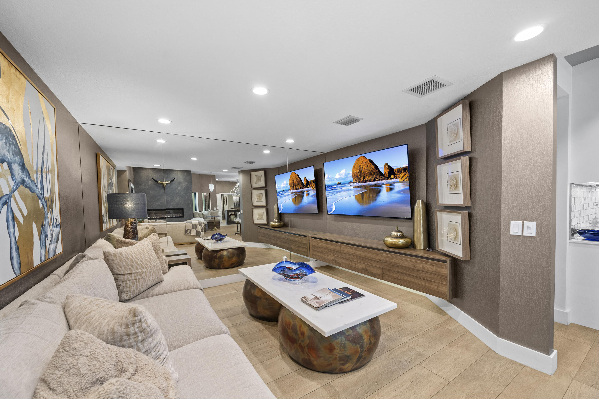 LOXAHATCHEE GROVES - Residential