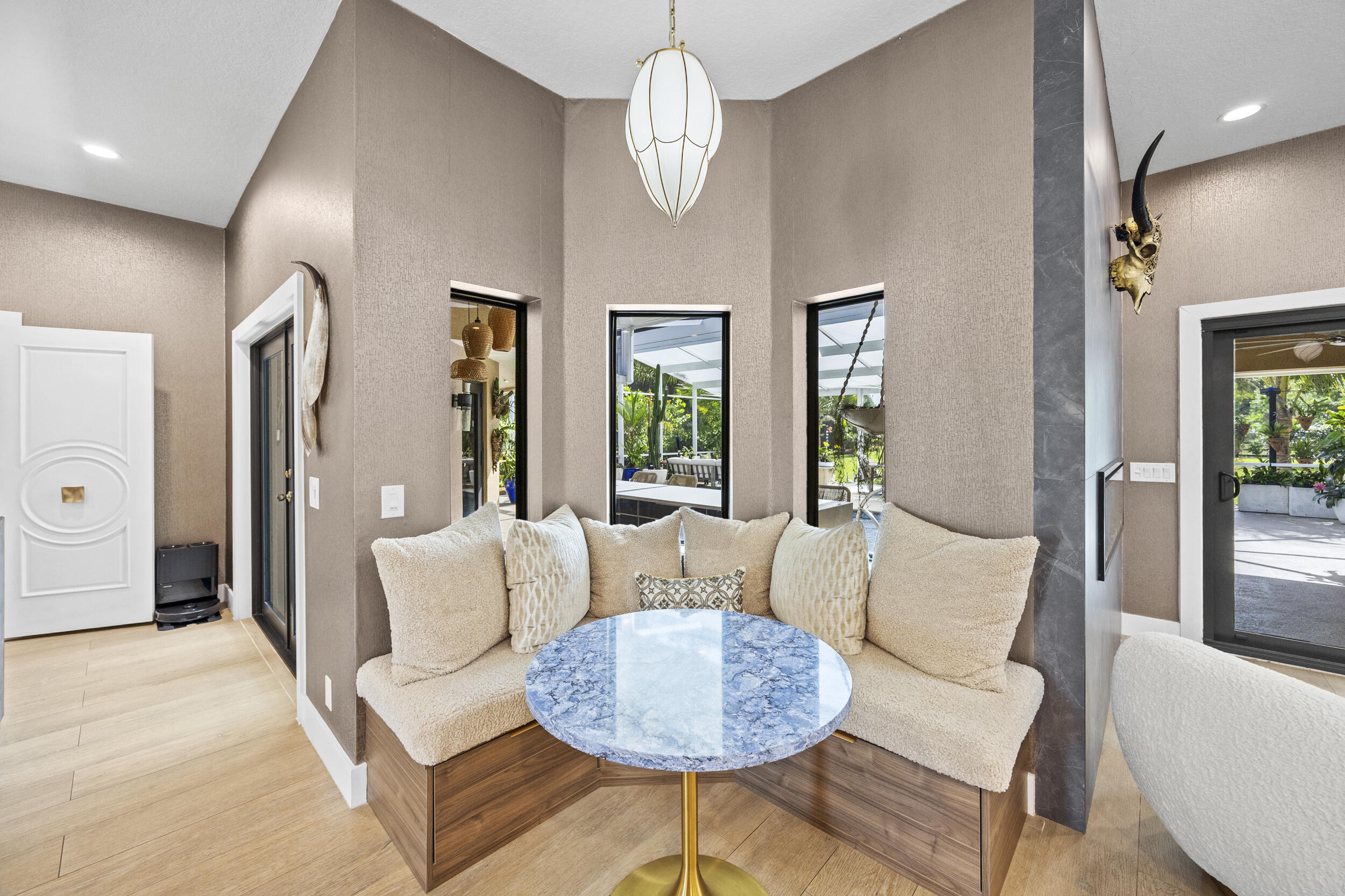 LOXAHATCHEE GROVES - Residential