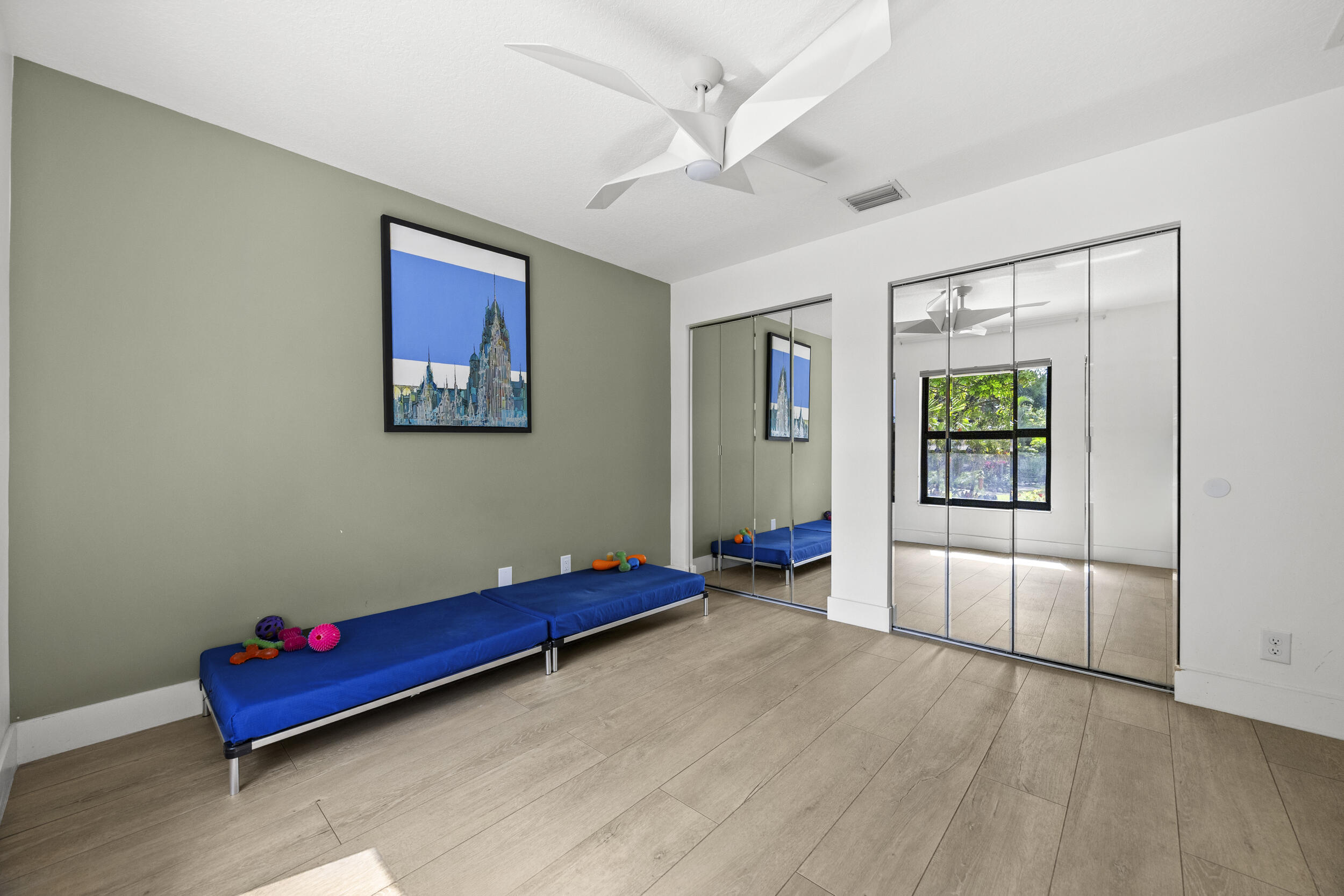 LOXAHATCHEE GROVES - Residential