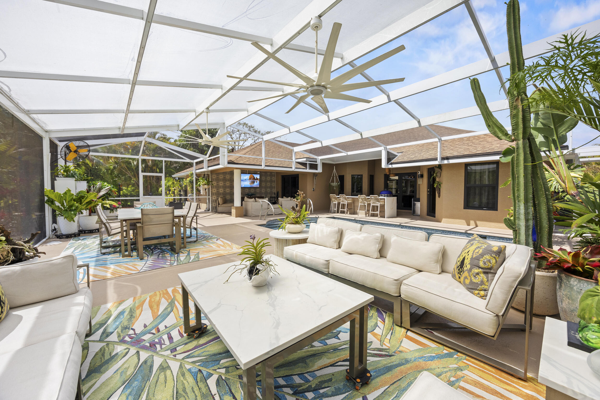 LOXAHATCHEE GROVES - Residential