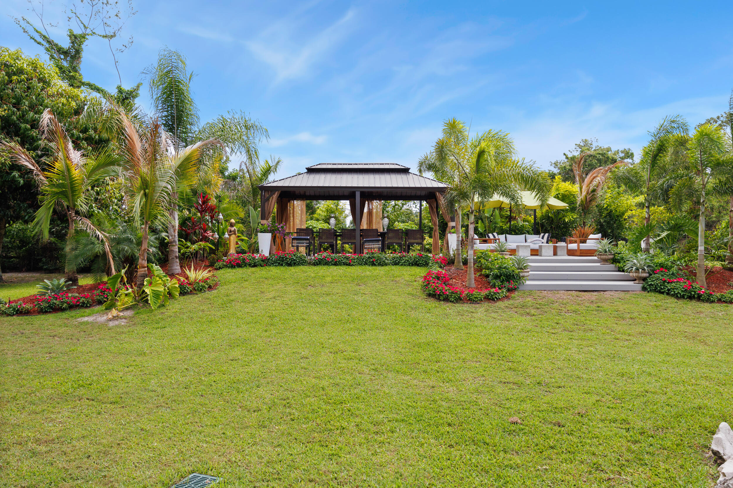 LOXAHATCHEE GROVES - Residential