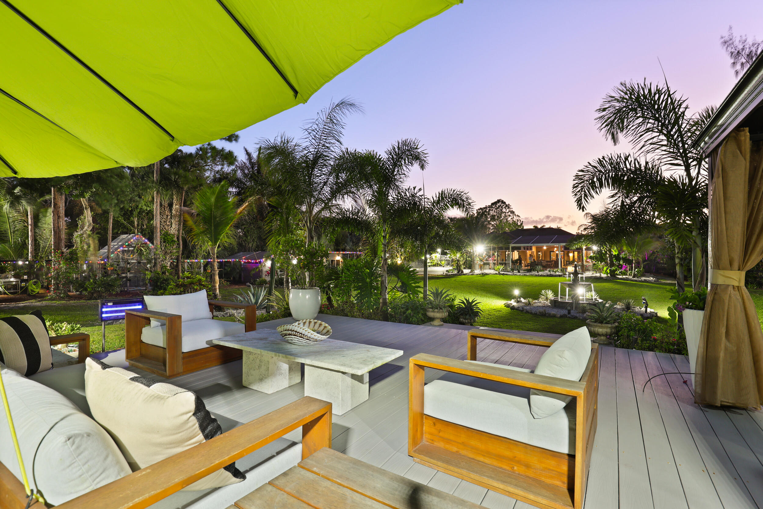 LOXAHATCHEE GROVES - Residential