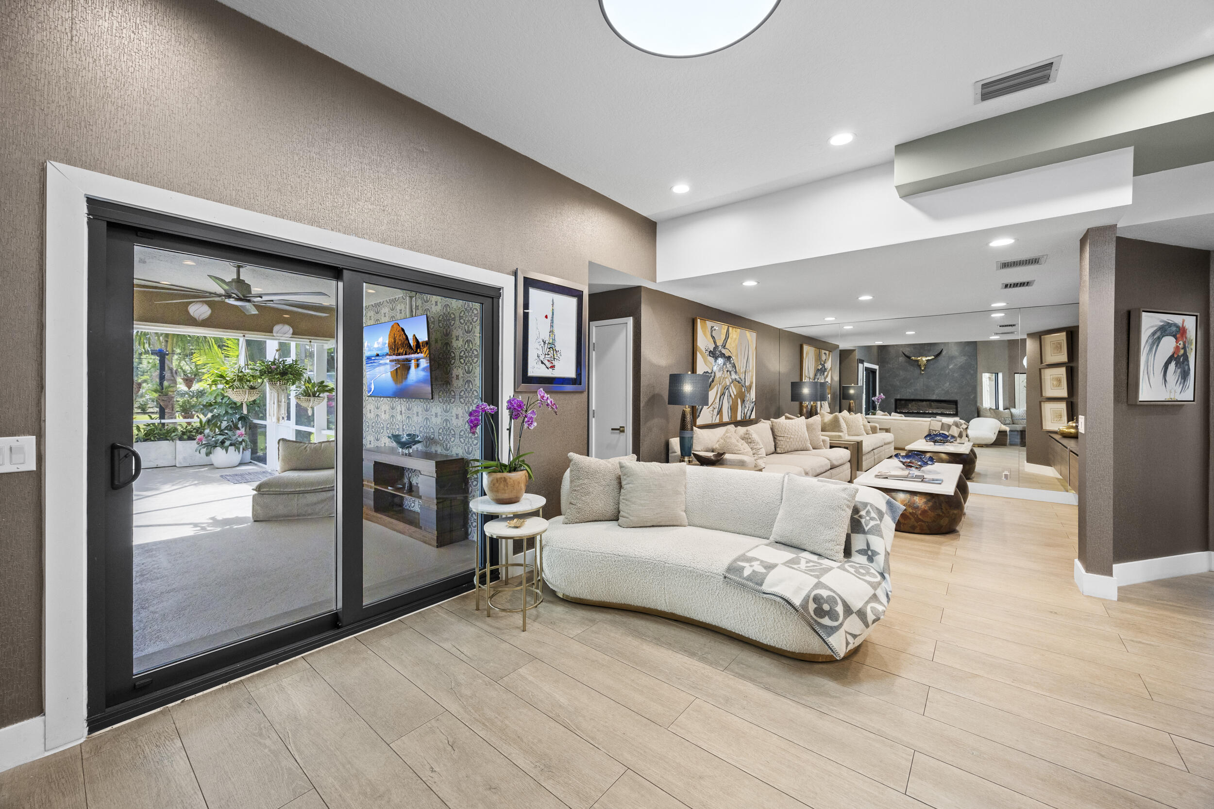 LOXAHATCHEE GROVES - Residential