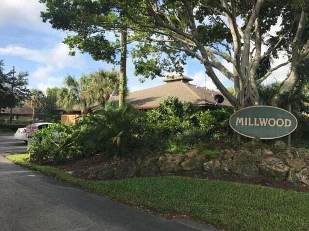 Photo of 3070 Collin Drive #A, West Palm Beach, FL 33406 (MLS # R10934895)