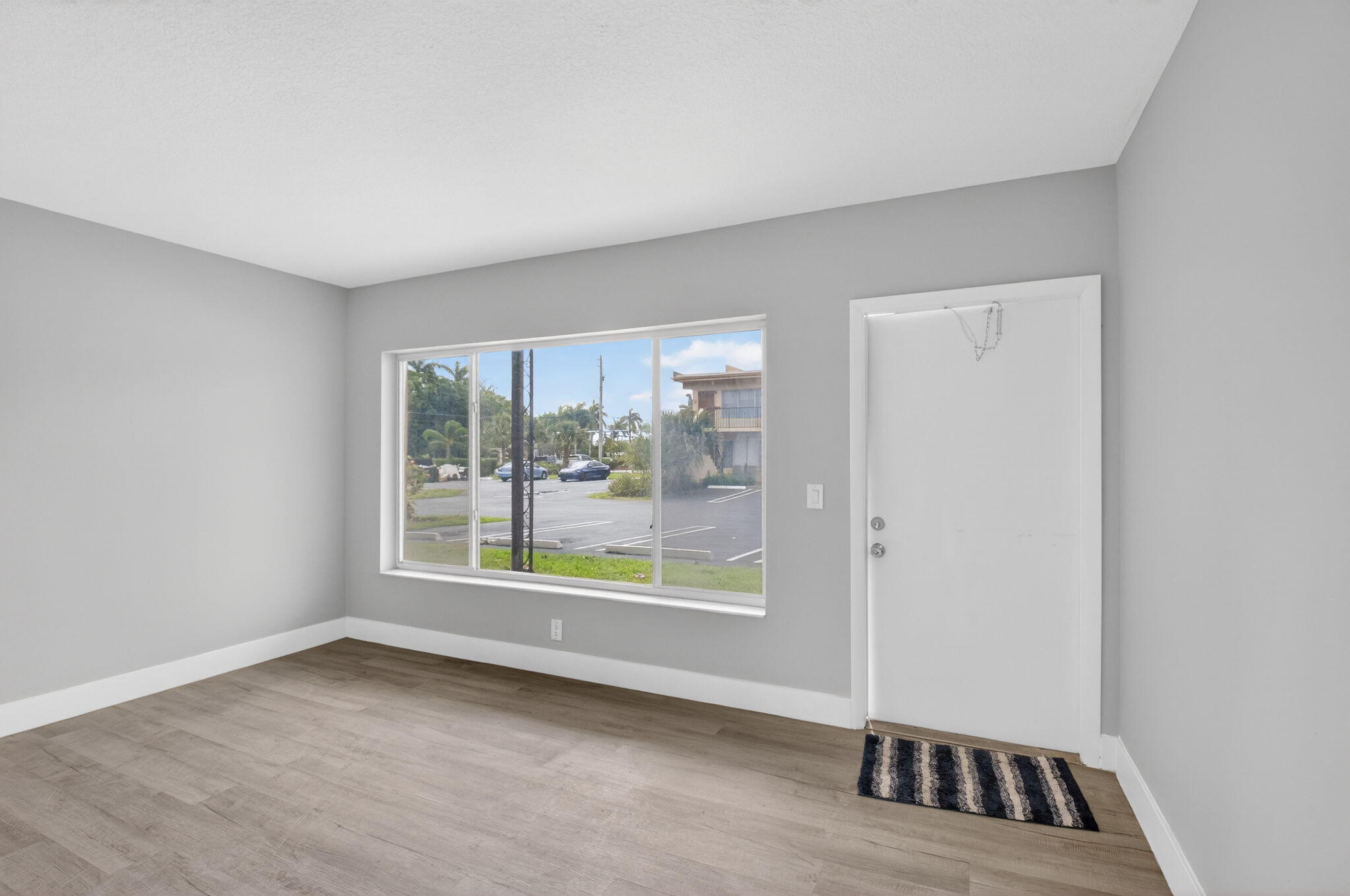 2303 S Federal Highway 3n