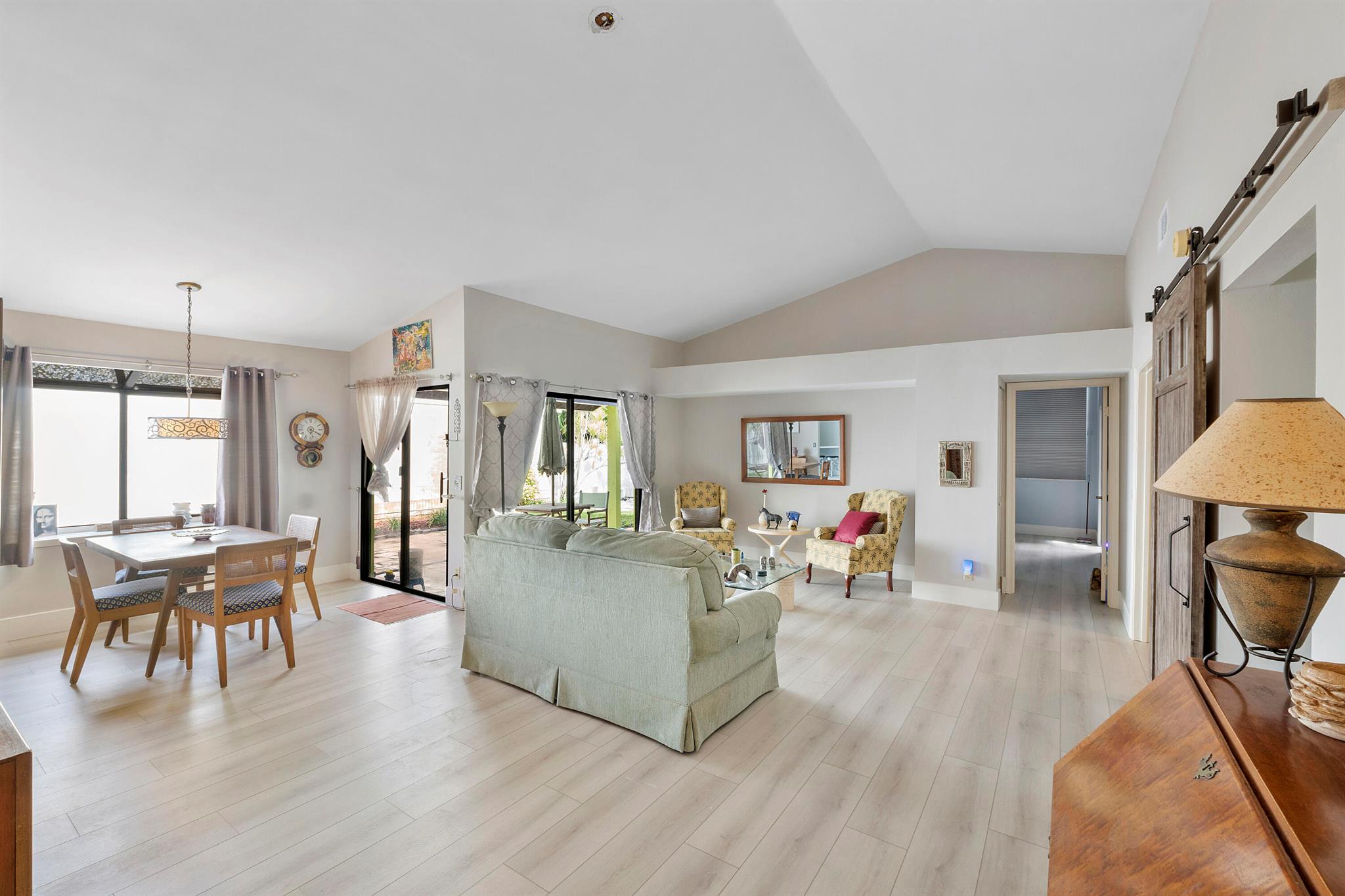 4105 NW 1st Court