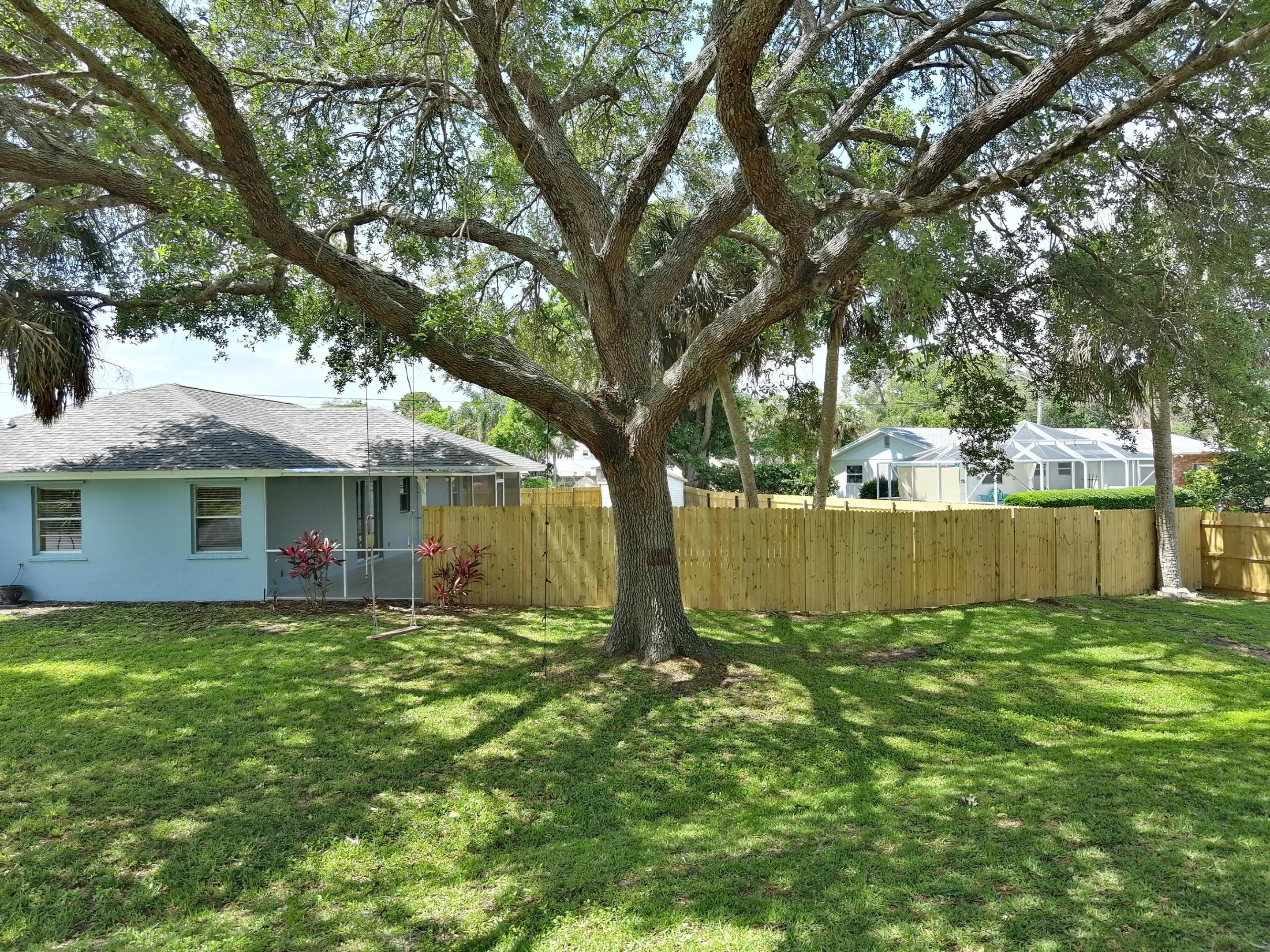 ROYAL POINCIANA PARK NO 2 - Residential