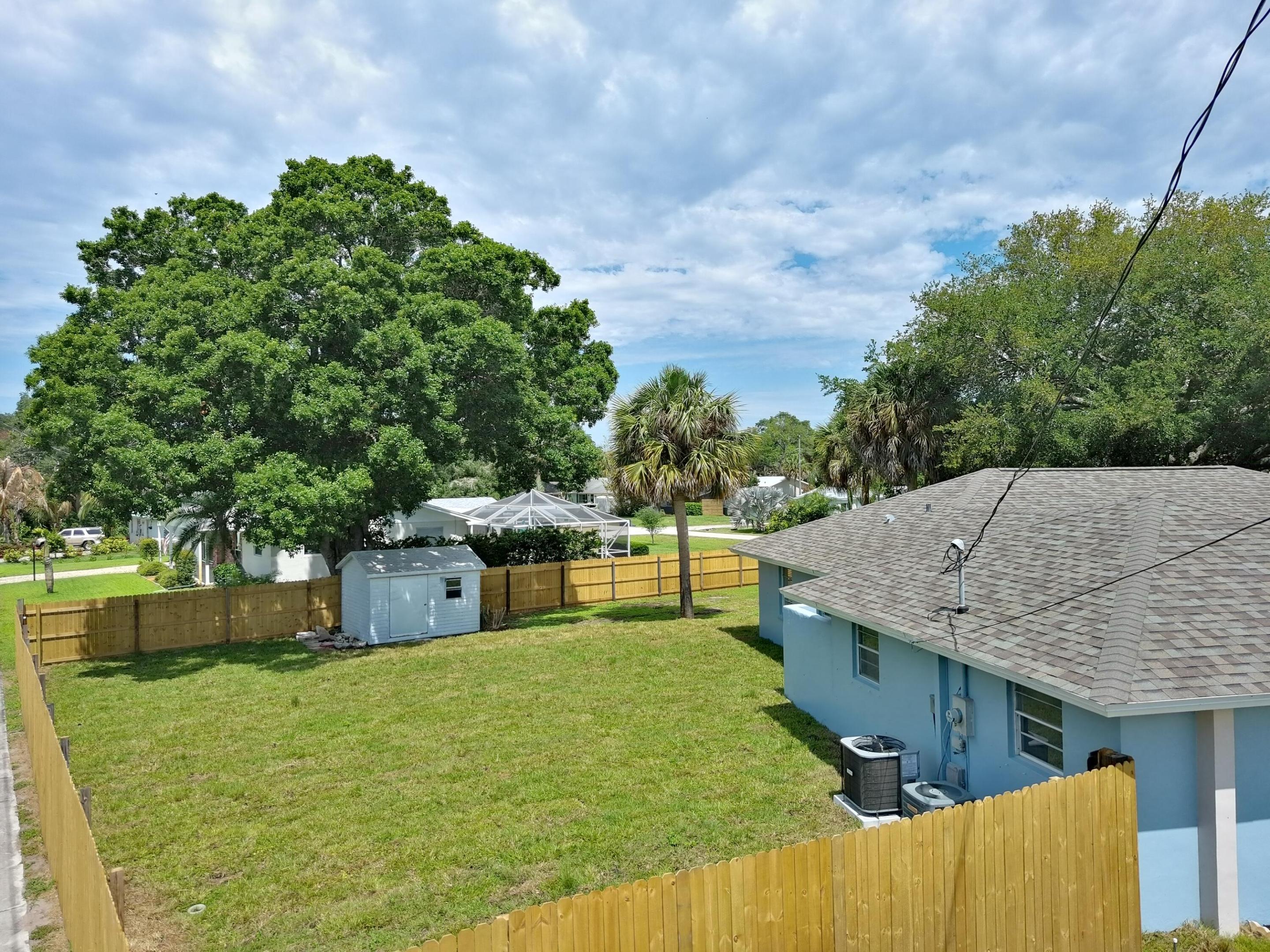 ROYAL POINCIANA PARK NO 2 - Residential