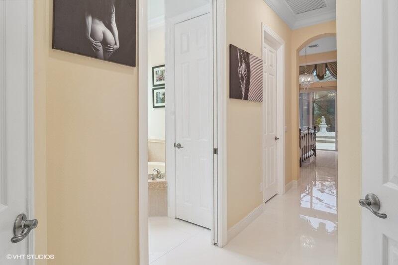 CLUBSIDE - Residential Lease