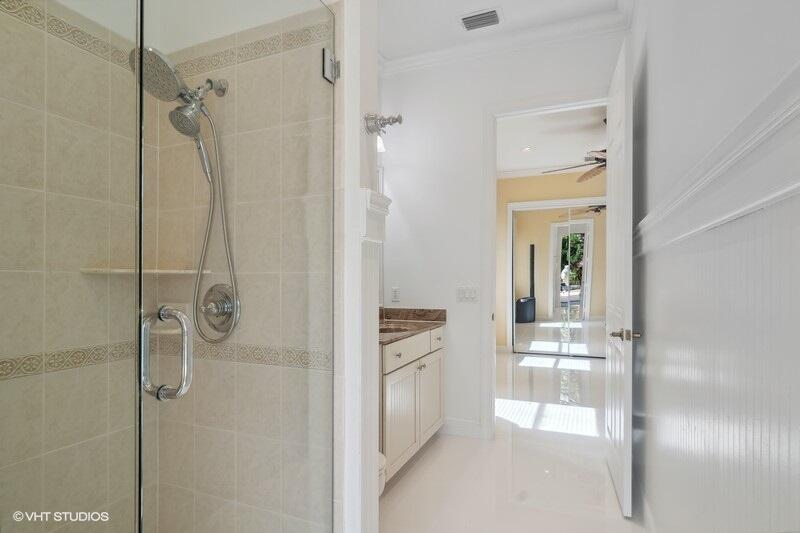 CLUBSIDE - Residential Lease