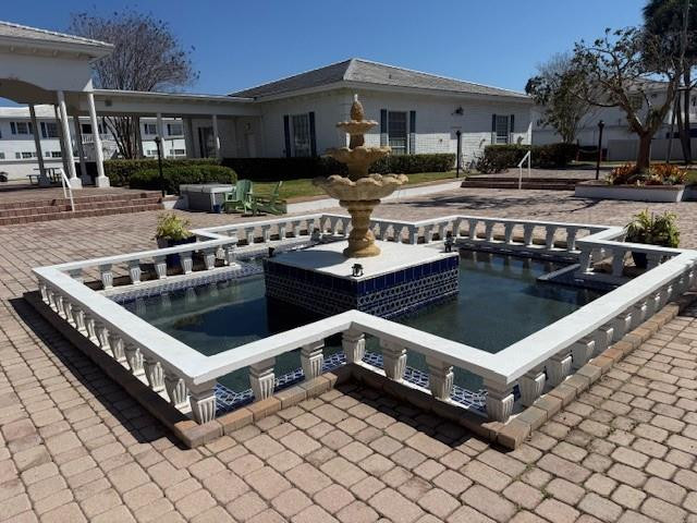 Imperial Point Colonnades - Residential