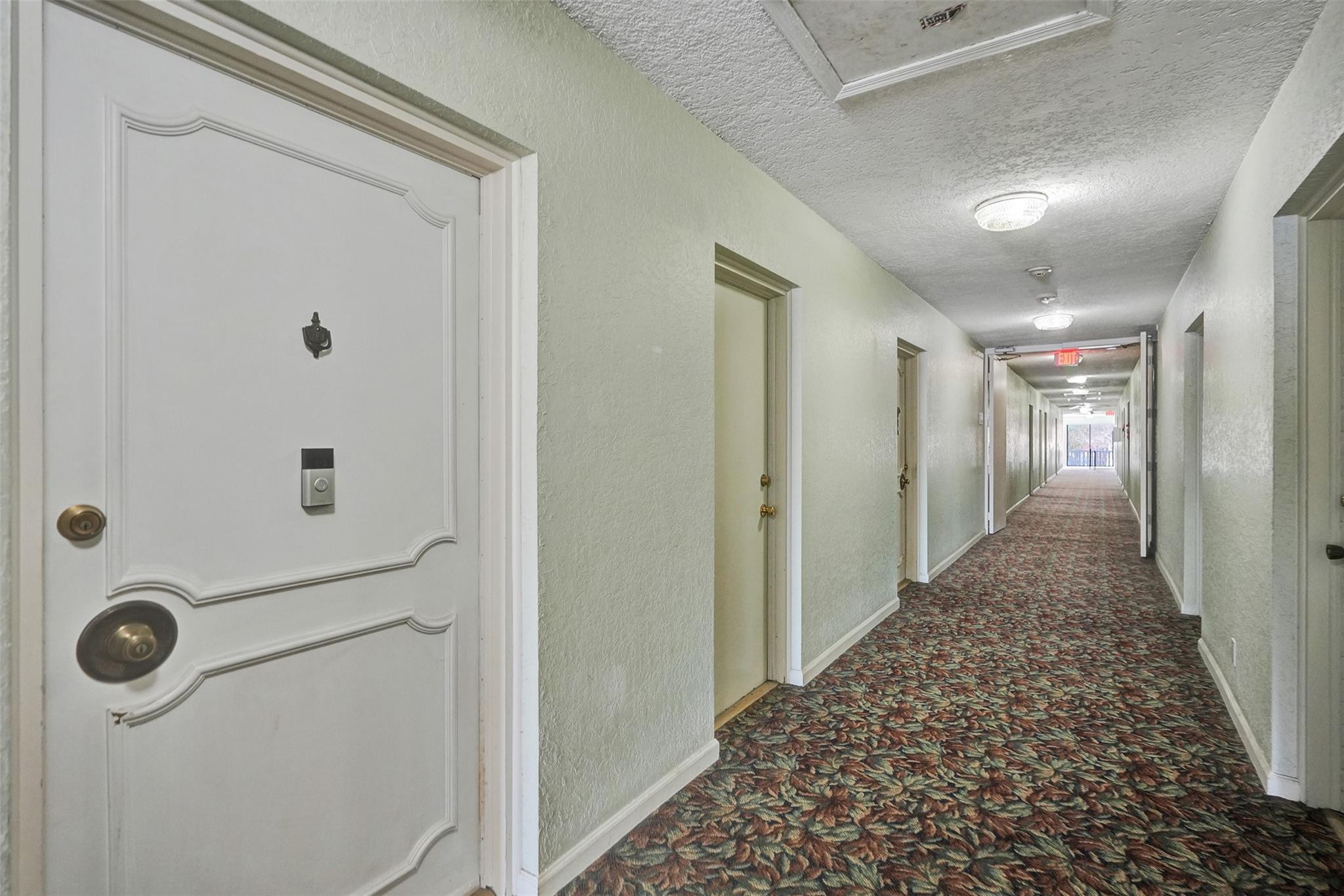 Imperial Point Colonnades - Residential