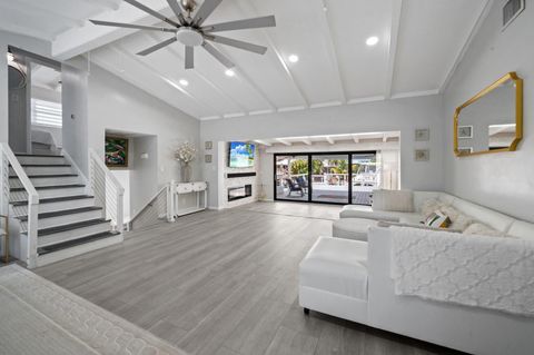 2455 Sugarloaf Ln Fort Lauderdale FL 33312