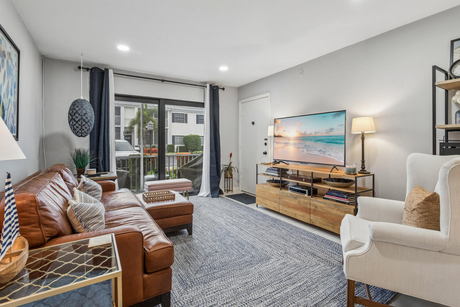 160 Cypress Club Drive Unit 612