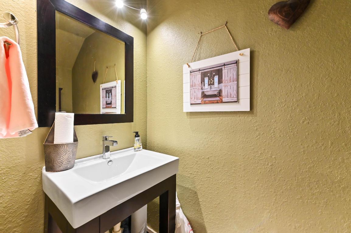 Las Terrazas at Viscaya Condominiums - Residential