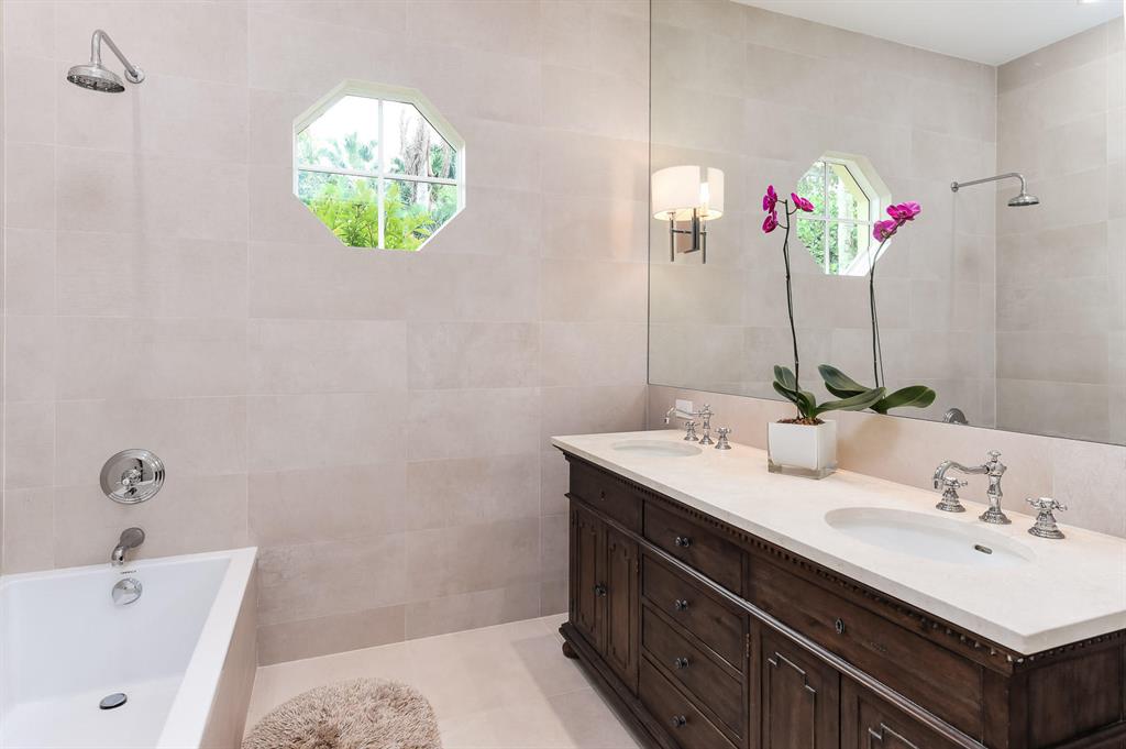 PHIPPS ESTATES - Residential