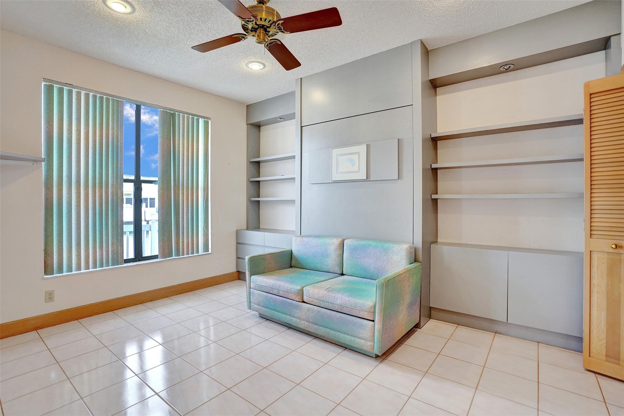 Venetian Isles 1st Sec 43 - Residential