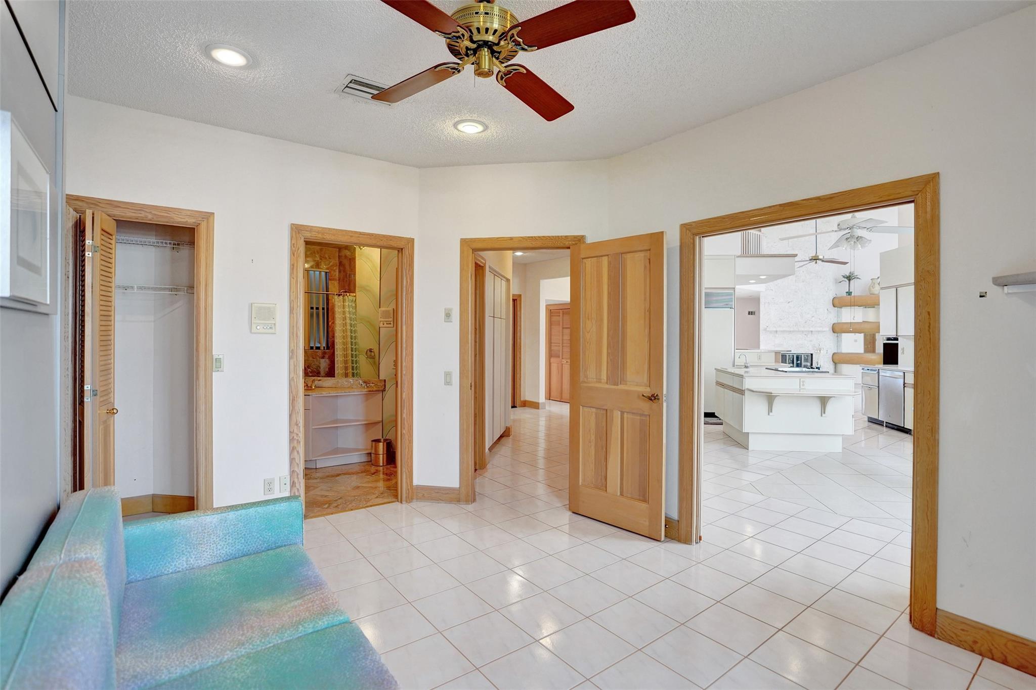 Venetian Isles 1st Sec 43 - Residential