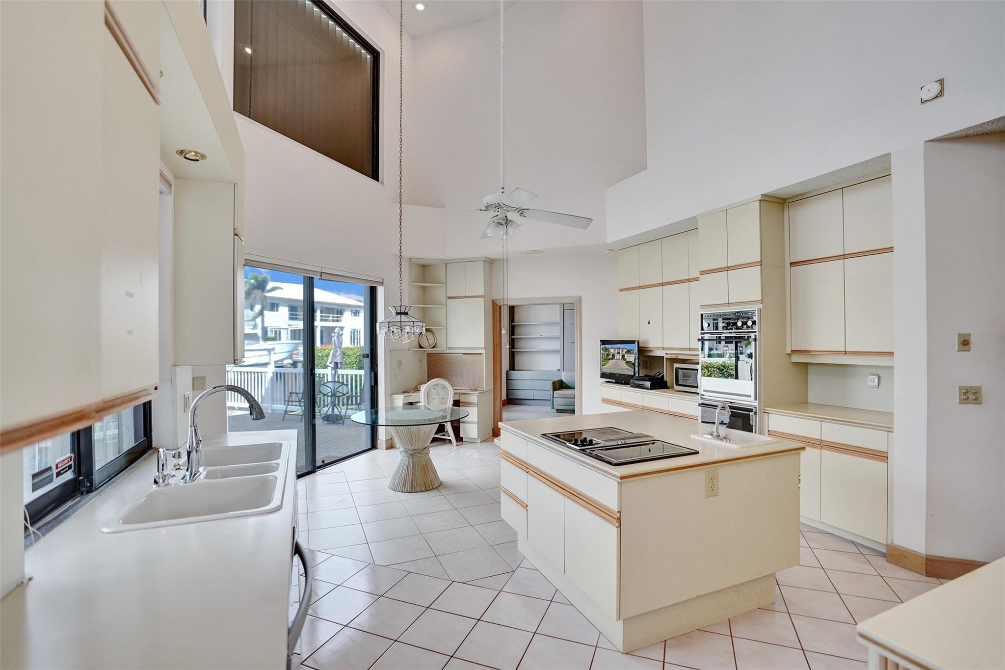 Venetian Isles 1st Sec 43 - Residential