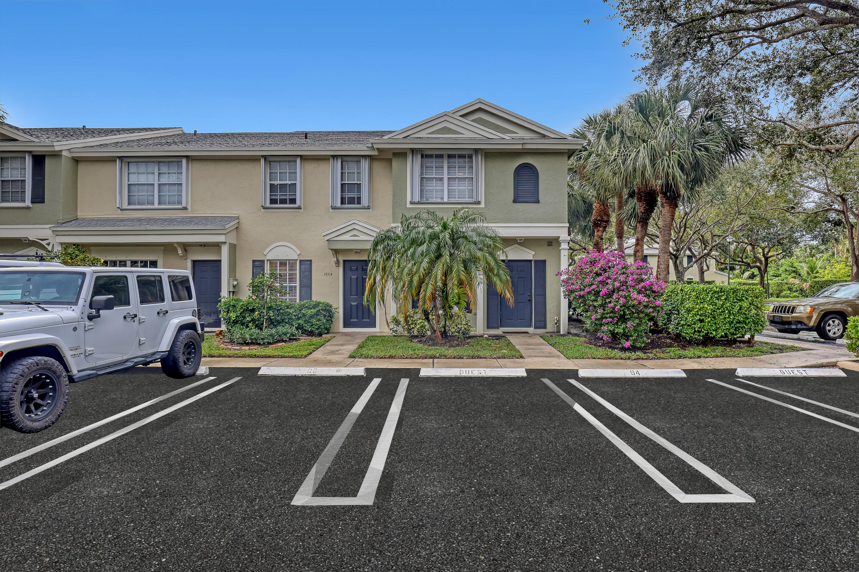 1004 Kokomo Key Lane
