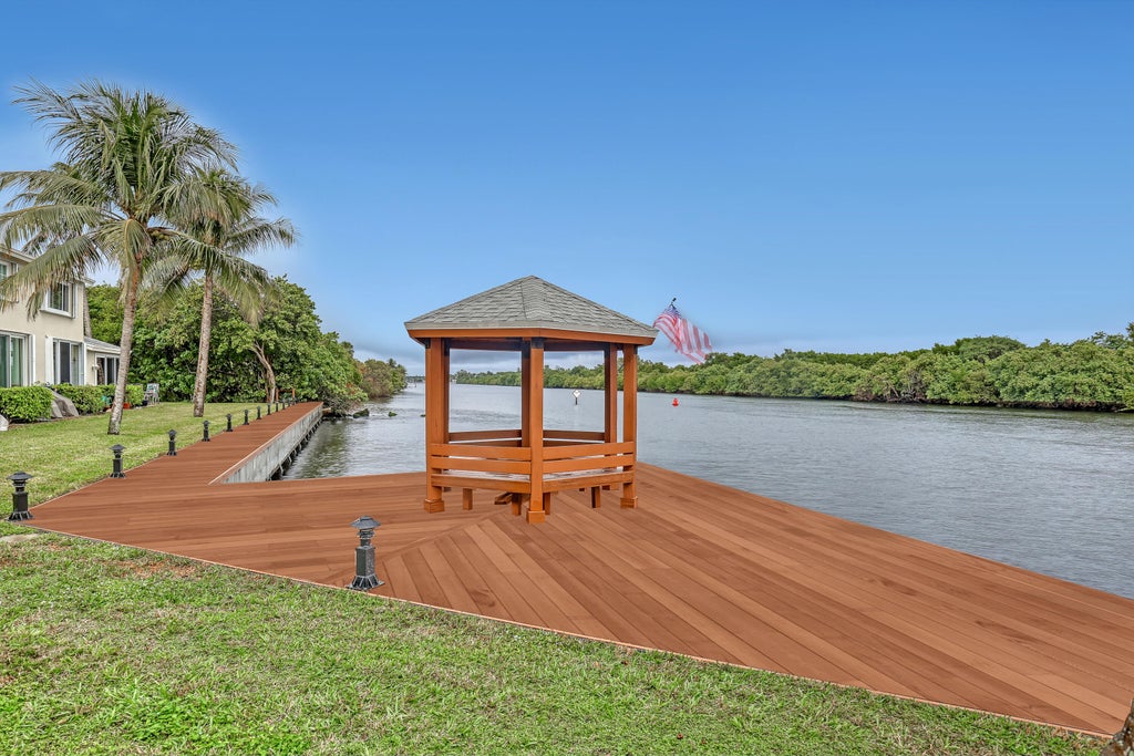 Photo of 1004 Kokomo Key Lane, Delray Beach, FL 33483 (MLS # B26073008)