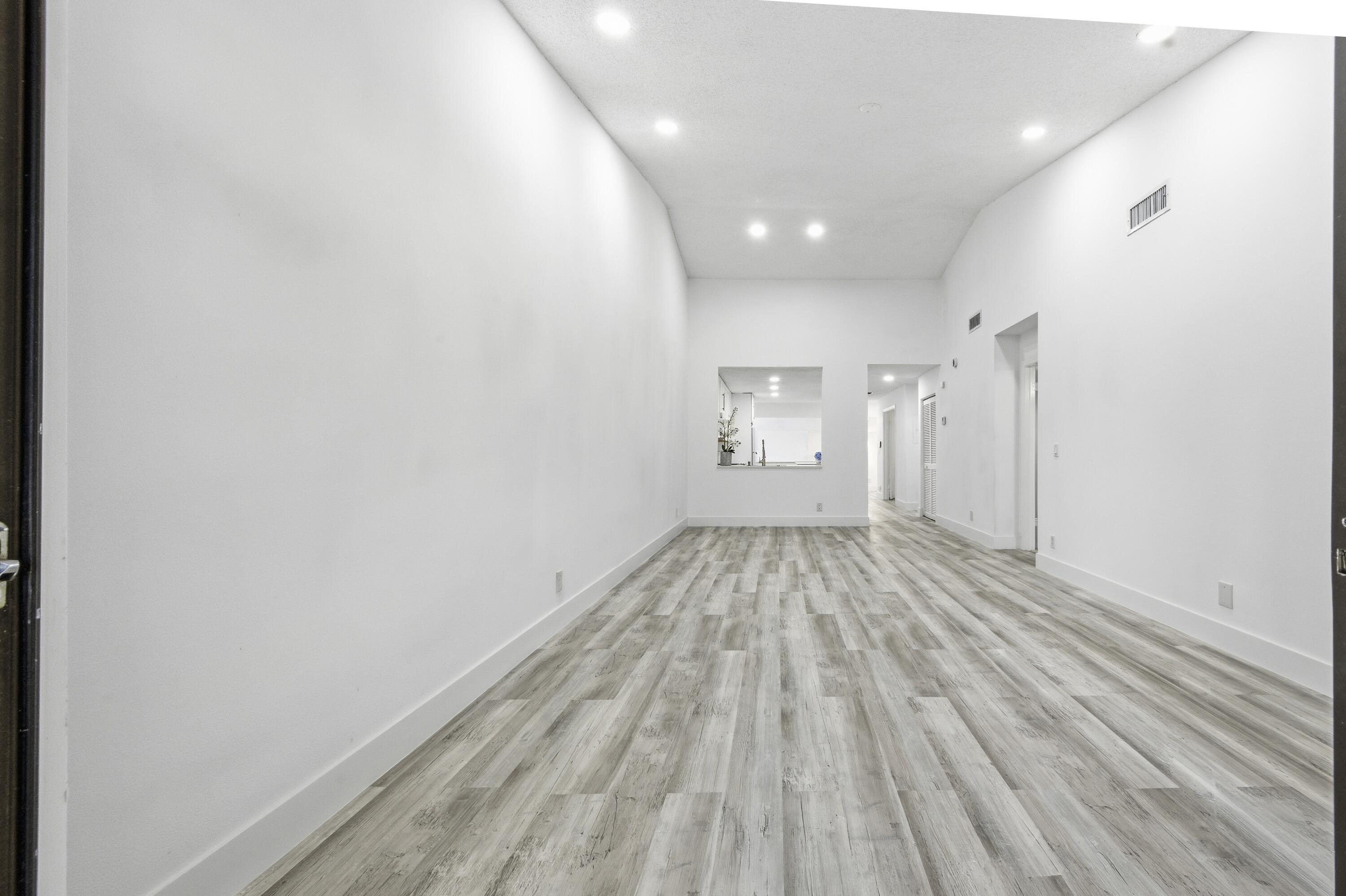 BANYAN SPRINGS - Residential