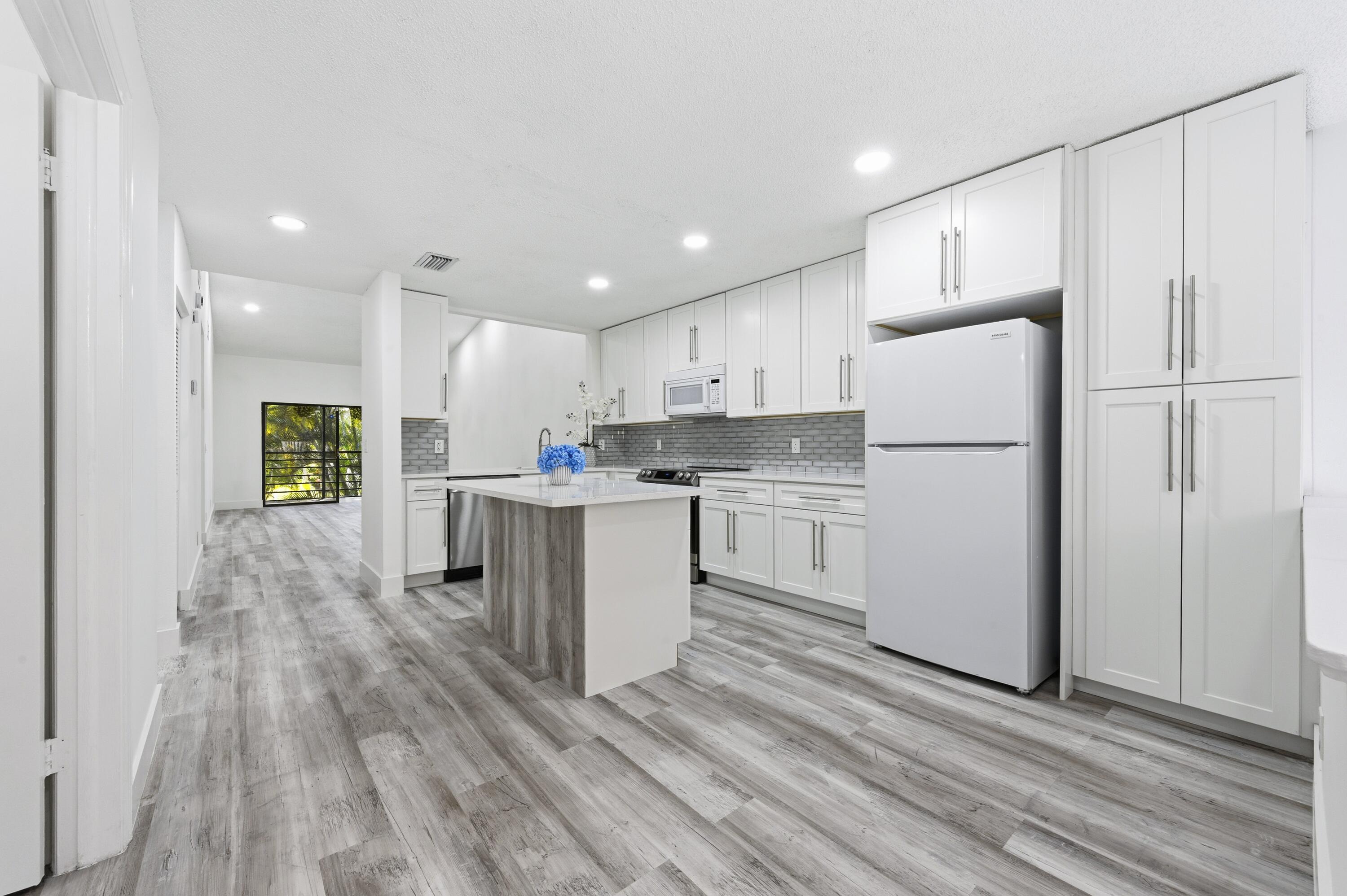 10188 Mangrove Drive 204