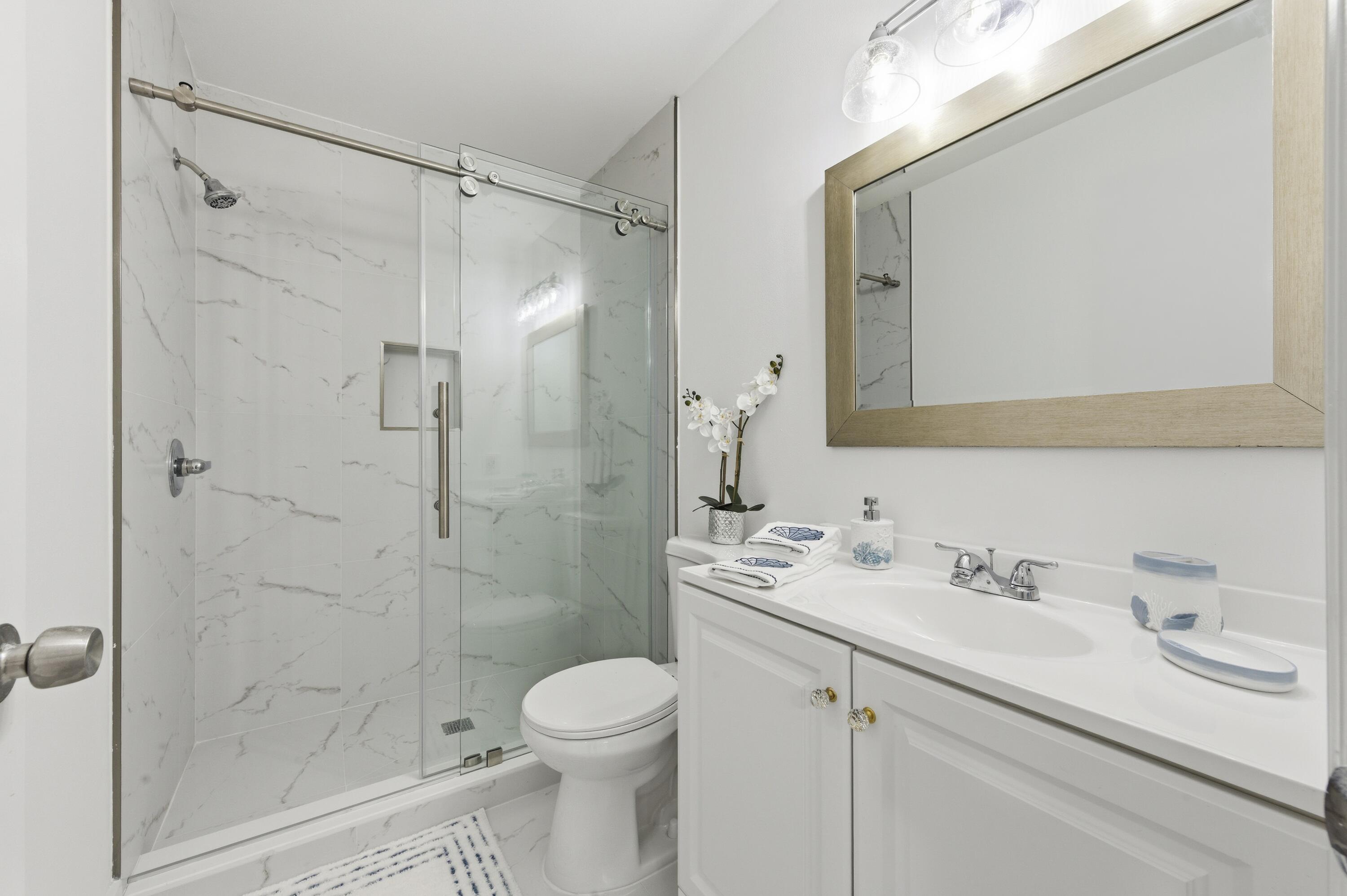 BANYAN SPRINGS - Residential