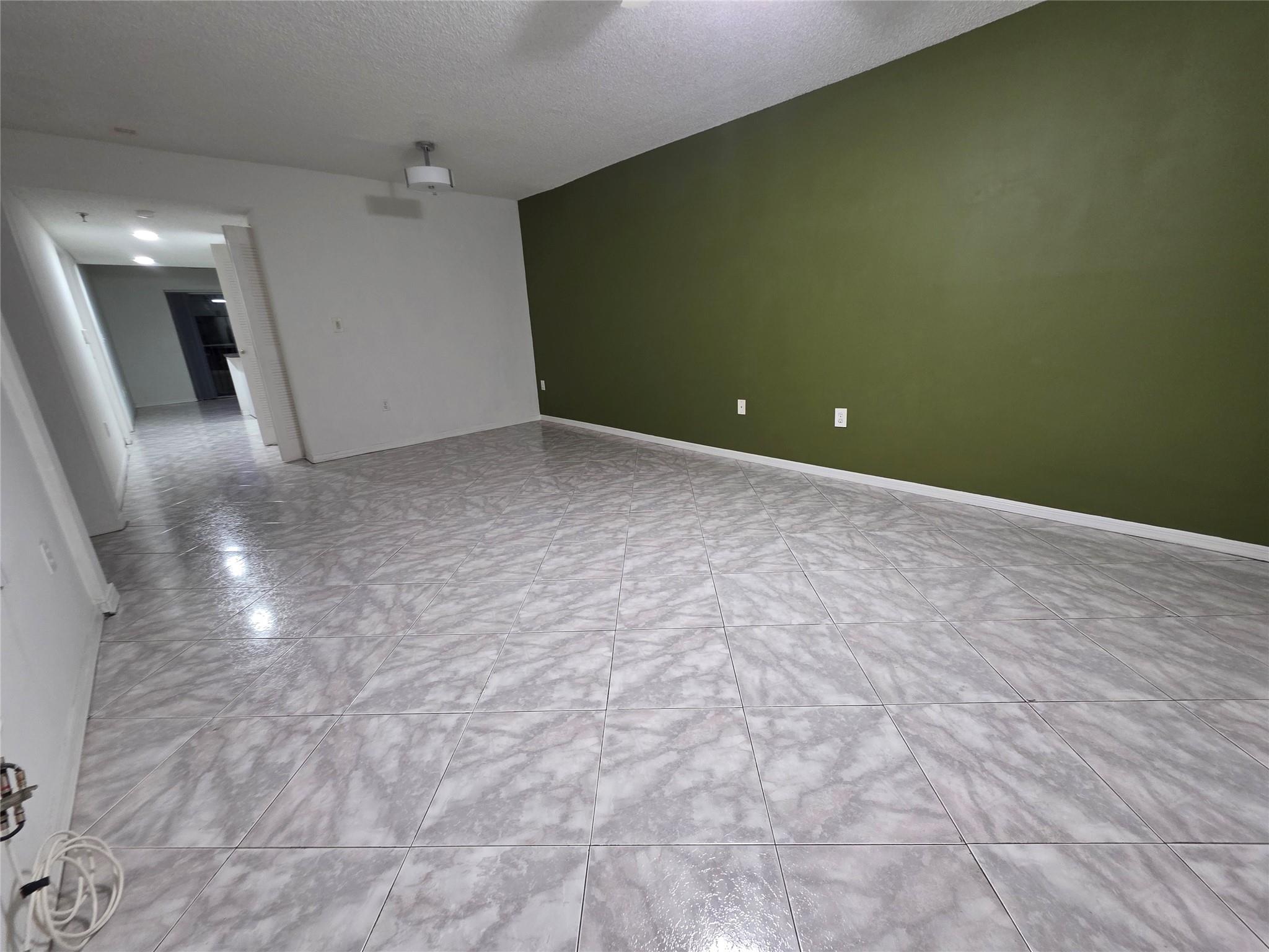 Tangerine Condo Seven Of - Residential Lease