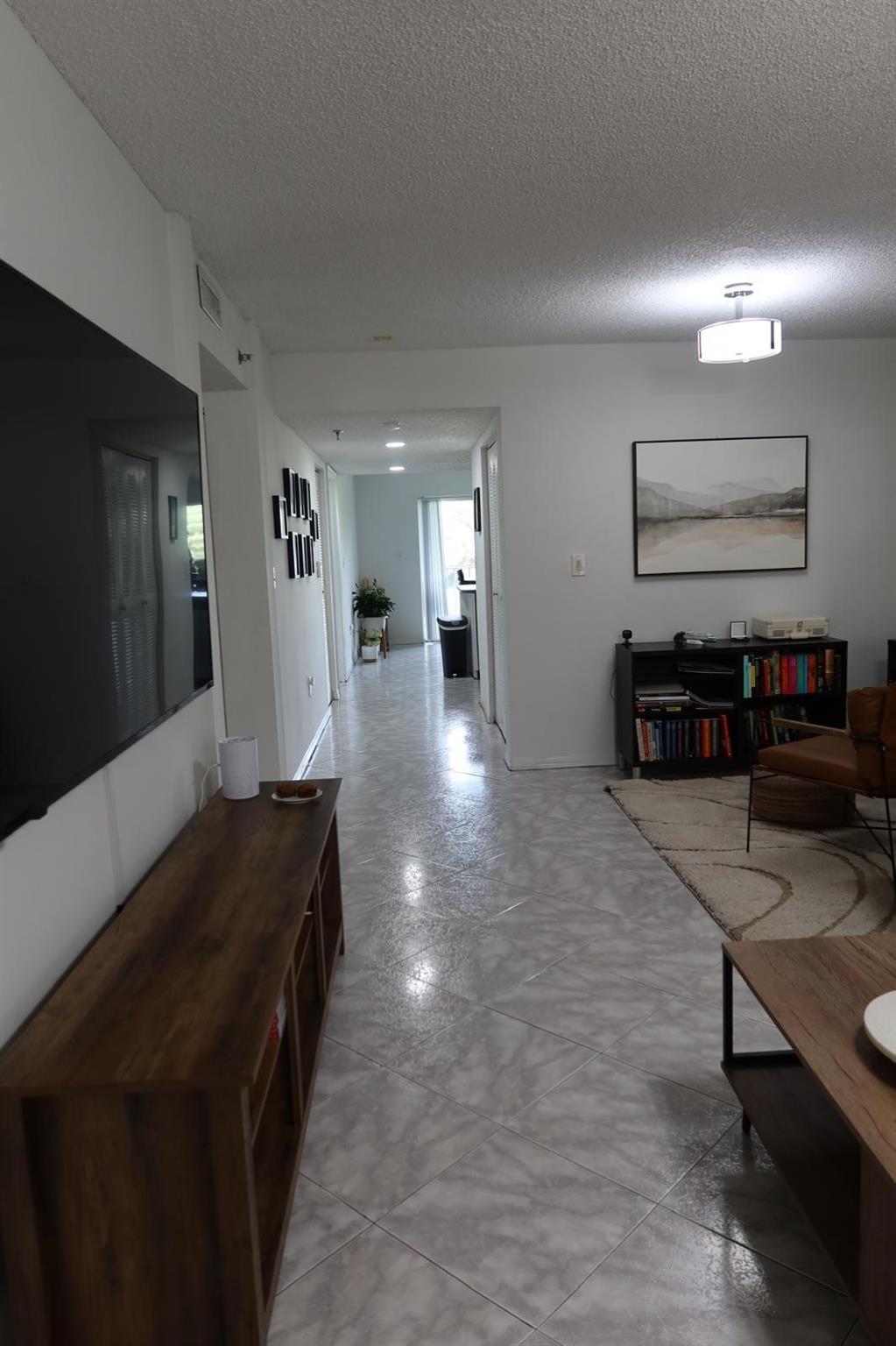 Tangerine Condo Seven Of - Residential Lease