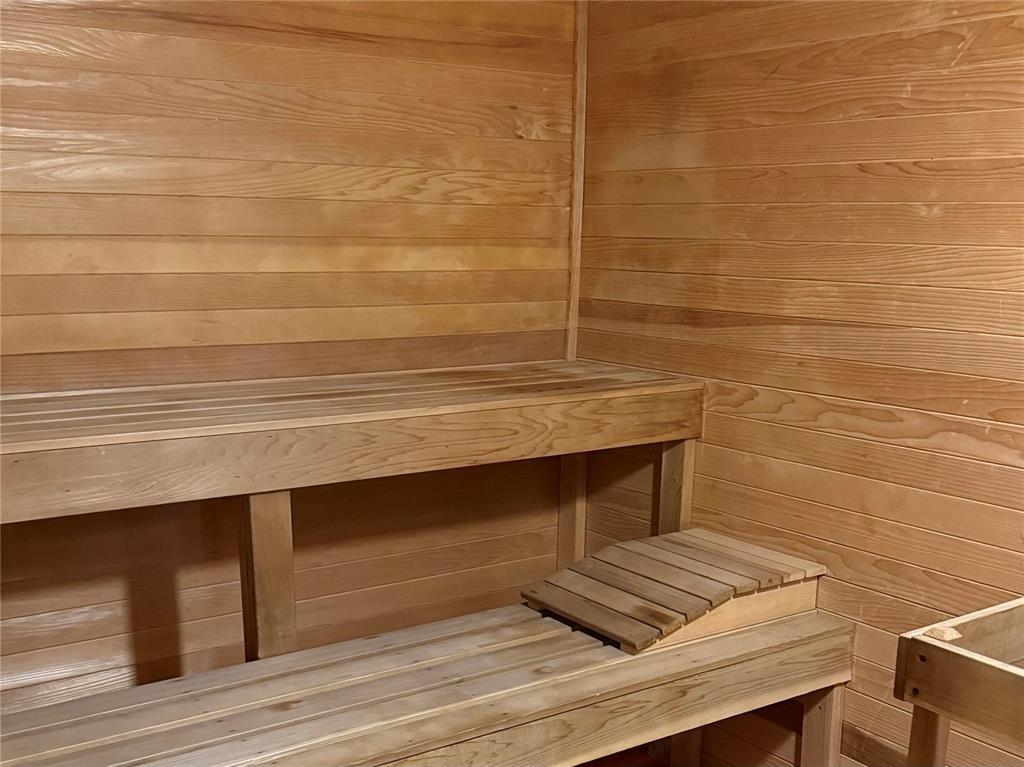 The Courts Brickell Key - Residential