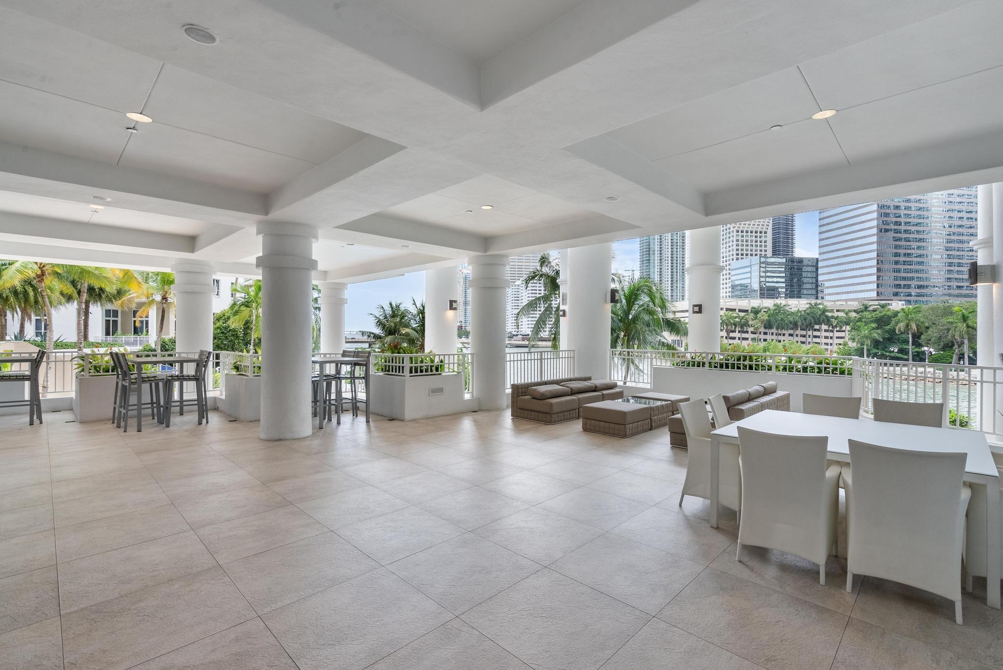 The Courts Brickell Key - Residential