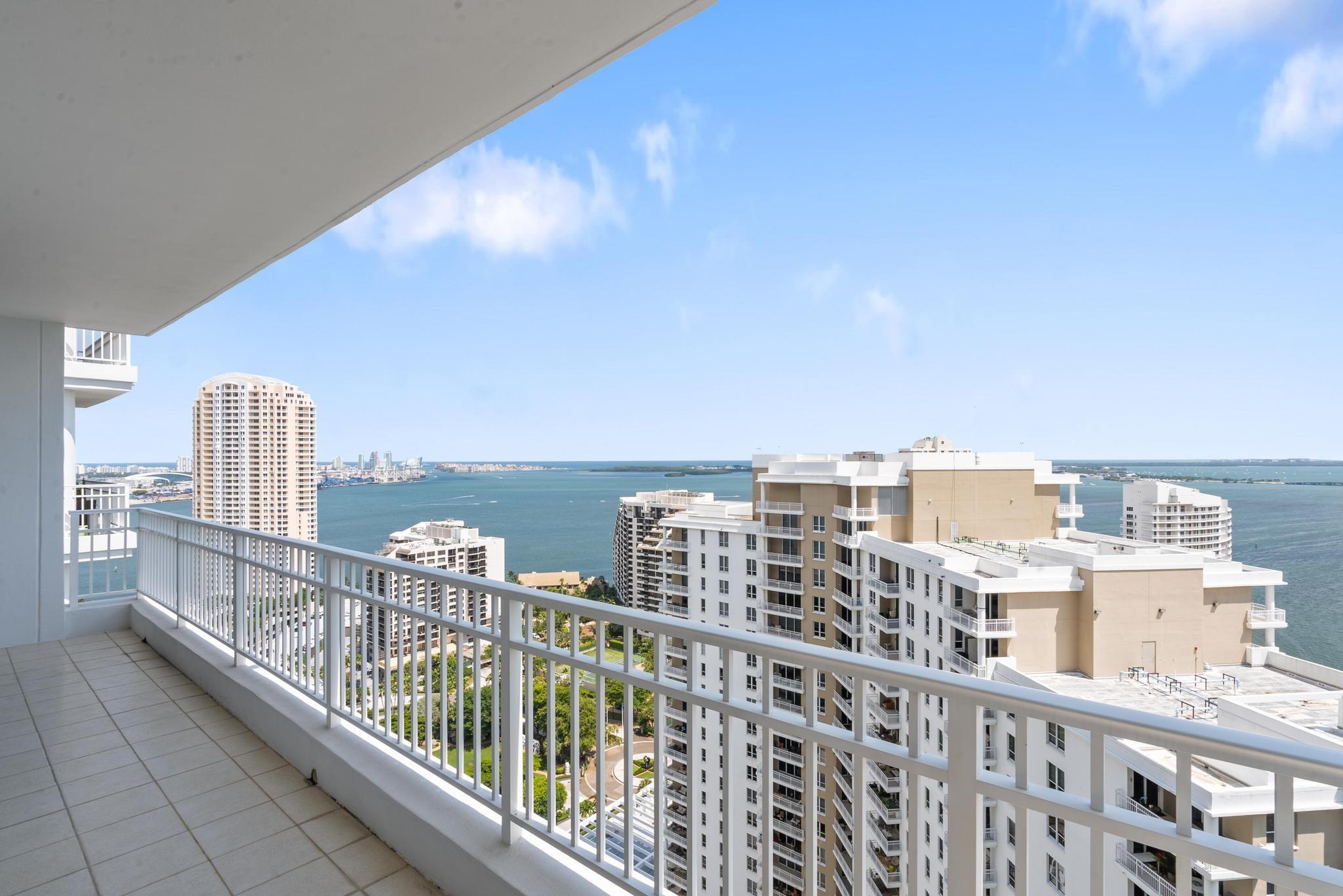 The Courts Brickell Key - Residential