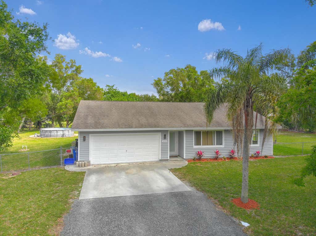 Photo of 16245 E Burns Drive, Loxahatchee, FL 33470 (MLS # B26037044)