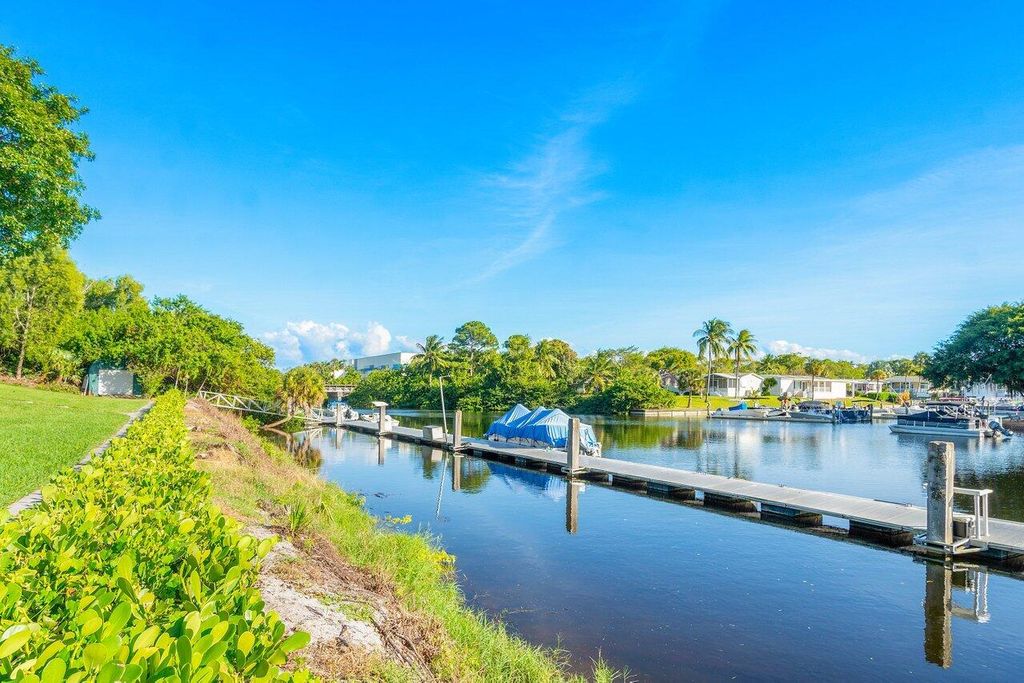 Photo of 5016 Heatherhill Lane #3, Boca Raton, FL 33486 (MLS # R10982385)