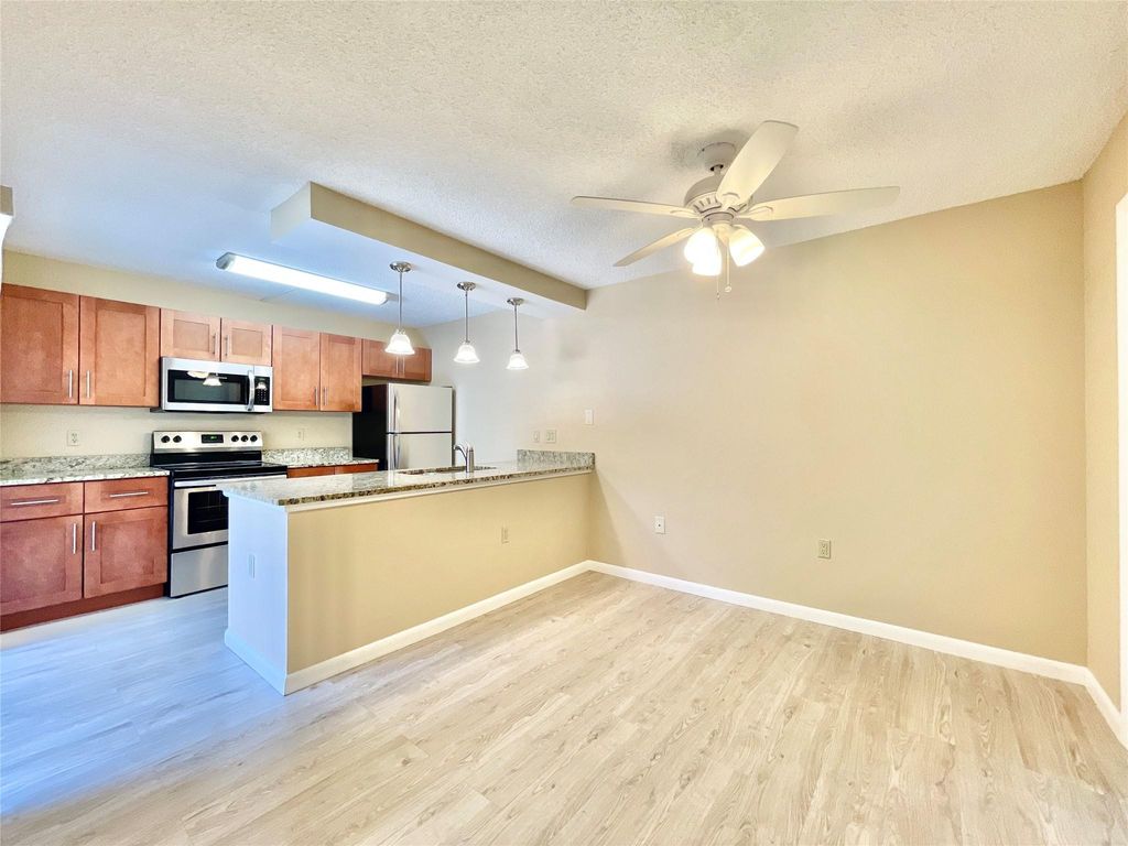 Photo of 517 Buttonwood Lane #517, Boynton Beach, FL 33436 (MLS # F10500745)