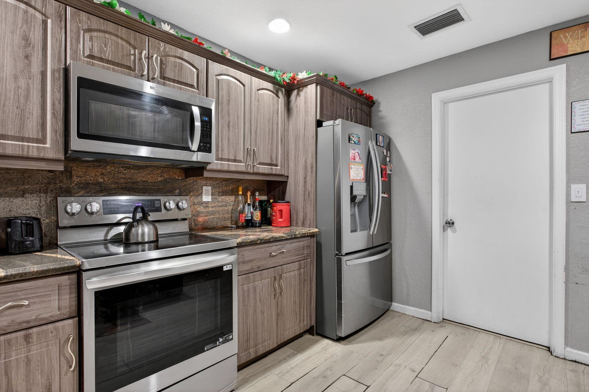 Collier City - Residential