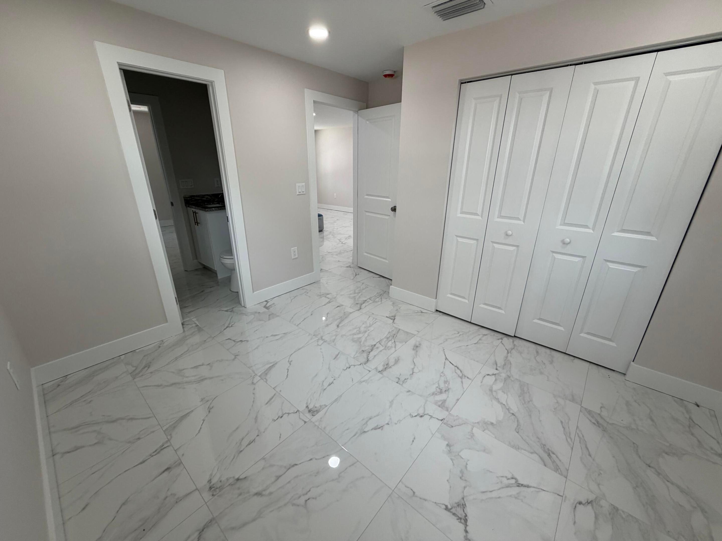 LAZY SEVEN RANCH ACRES - Residential