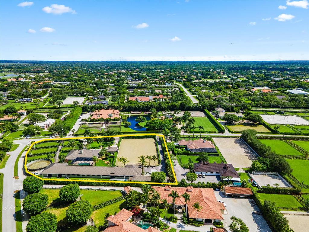 SADDLE TRAIL PARK OF WELLINGTON - Land